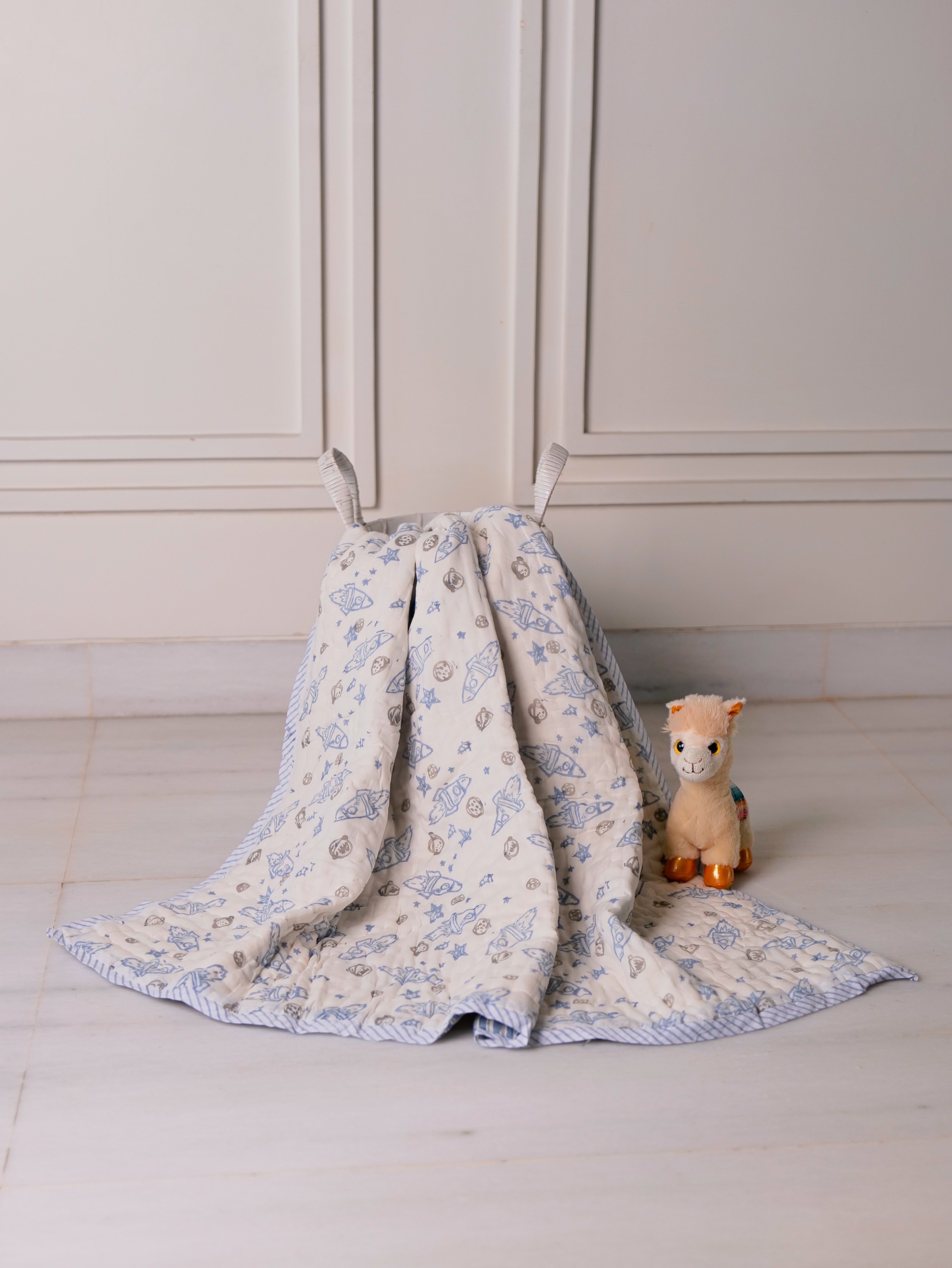 Rocket Star Infant Set with Rai Pillow