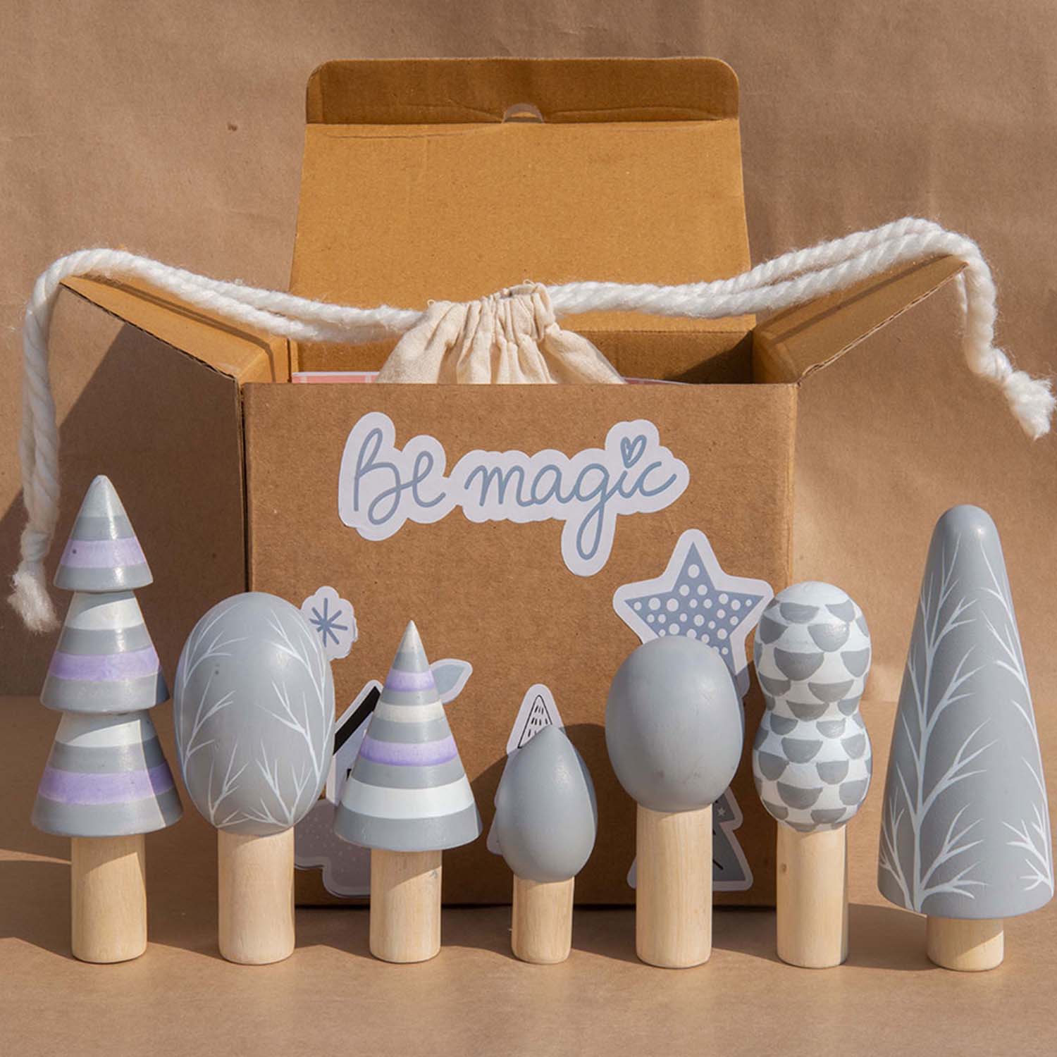 5 Pcs Wooden Arctic Tree Toy Set Wooden Forest Various Sizes Pretend Play Natural Wood Trees Creative Children's Arts Toy
