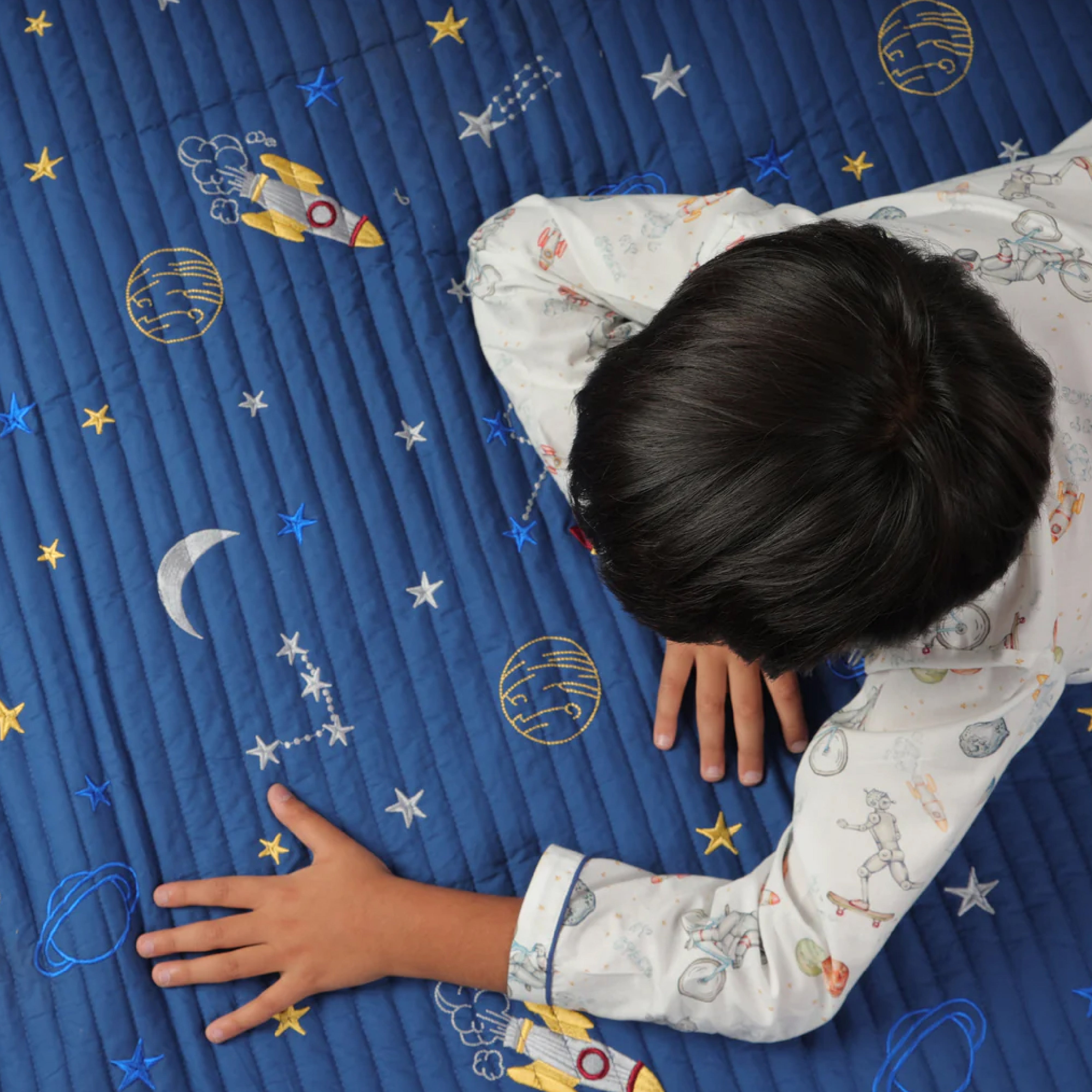 To The Moon And Back Bed Spread Set