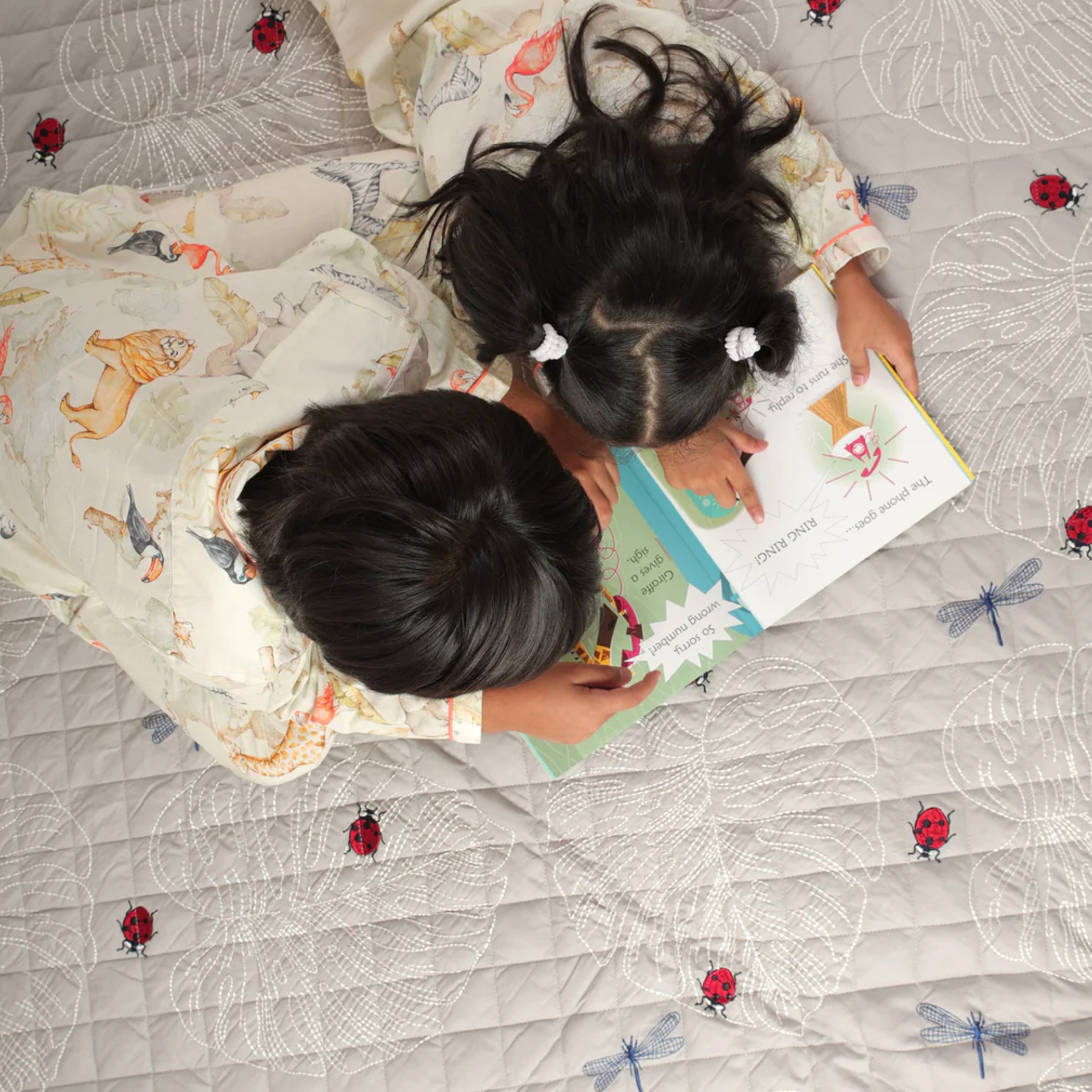 Baby it's a Wild World Bed Spread Set