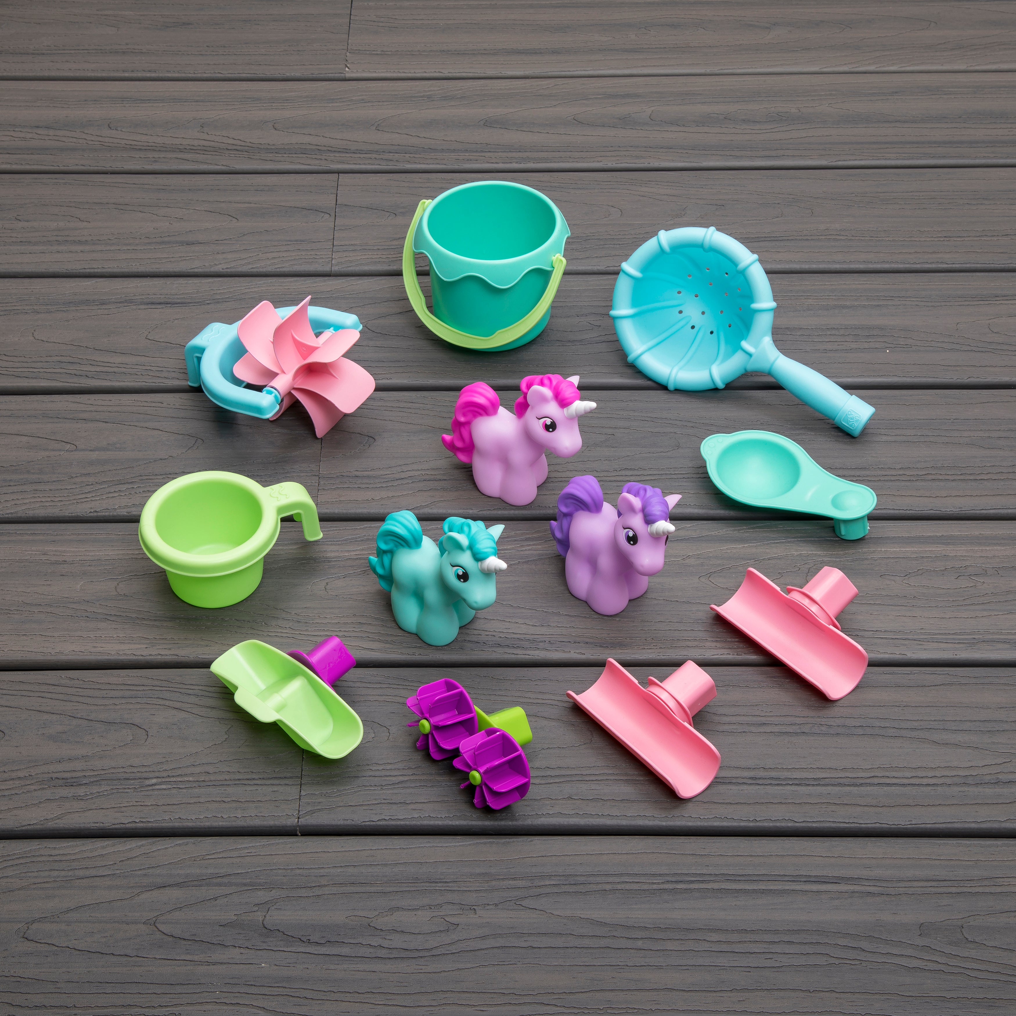 Rain Showers & Unicorns Water Table