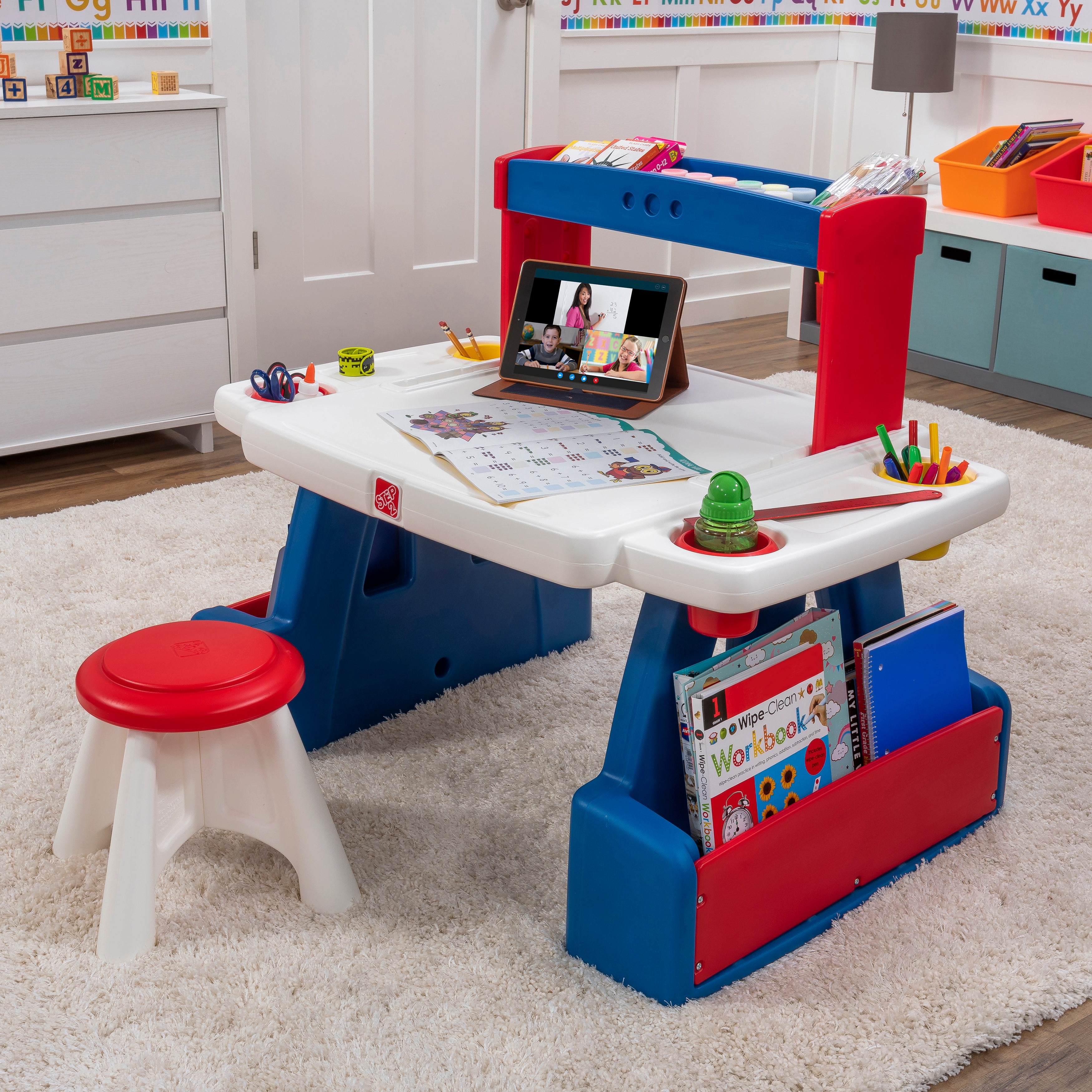 Creative Projects Table