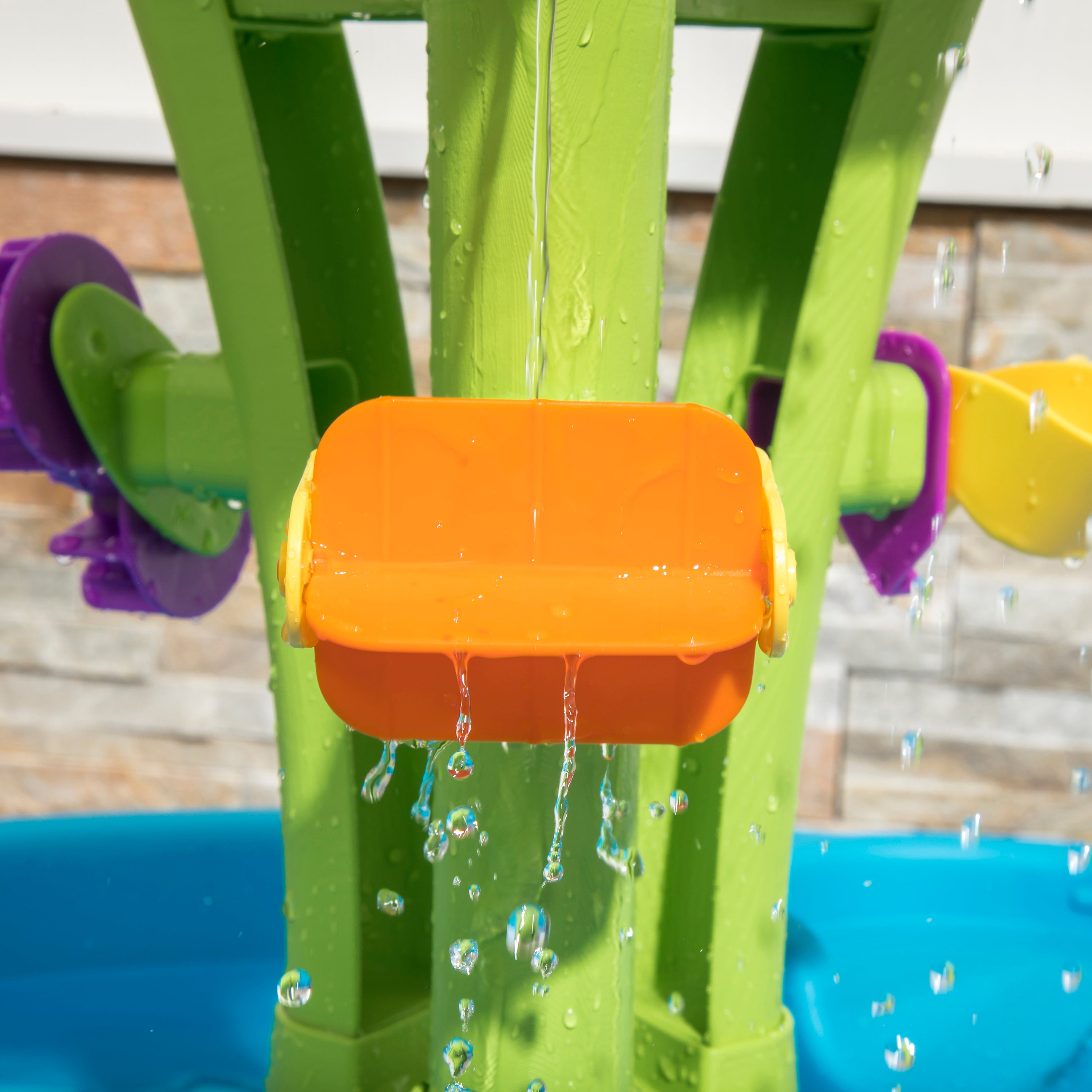 Summer Showers Splash Tower Water Table