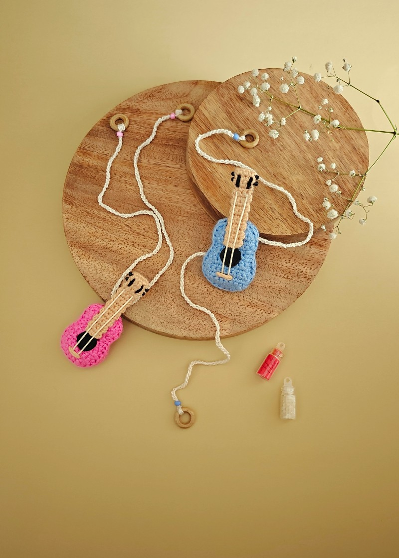Acoustic Guitar Rakhi