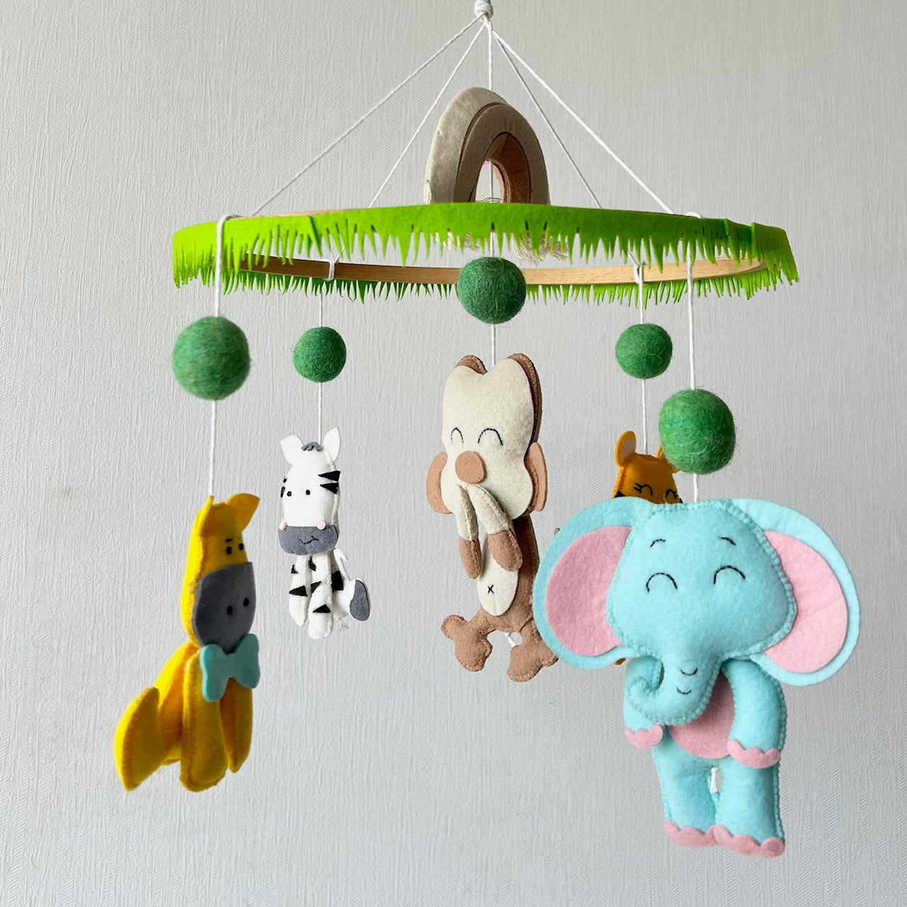 Zoo Crew - Cot / Crib Mobile