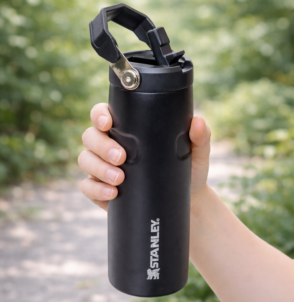 Stanley 17oz | IceFlow™ Bottle with Flip Straw Lid – Midnight Edge