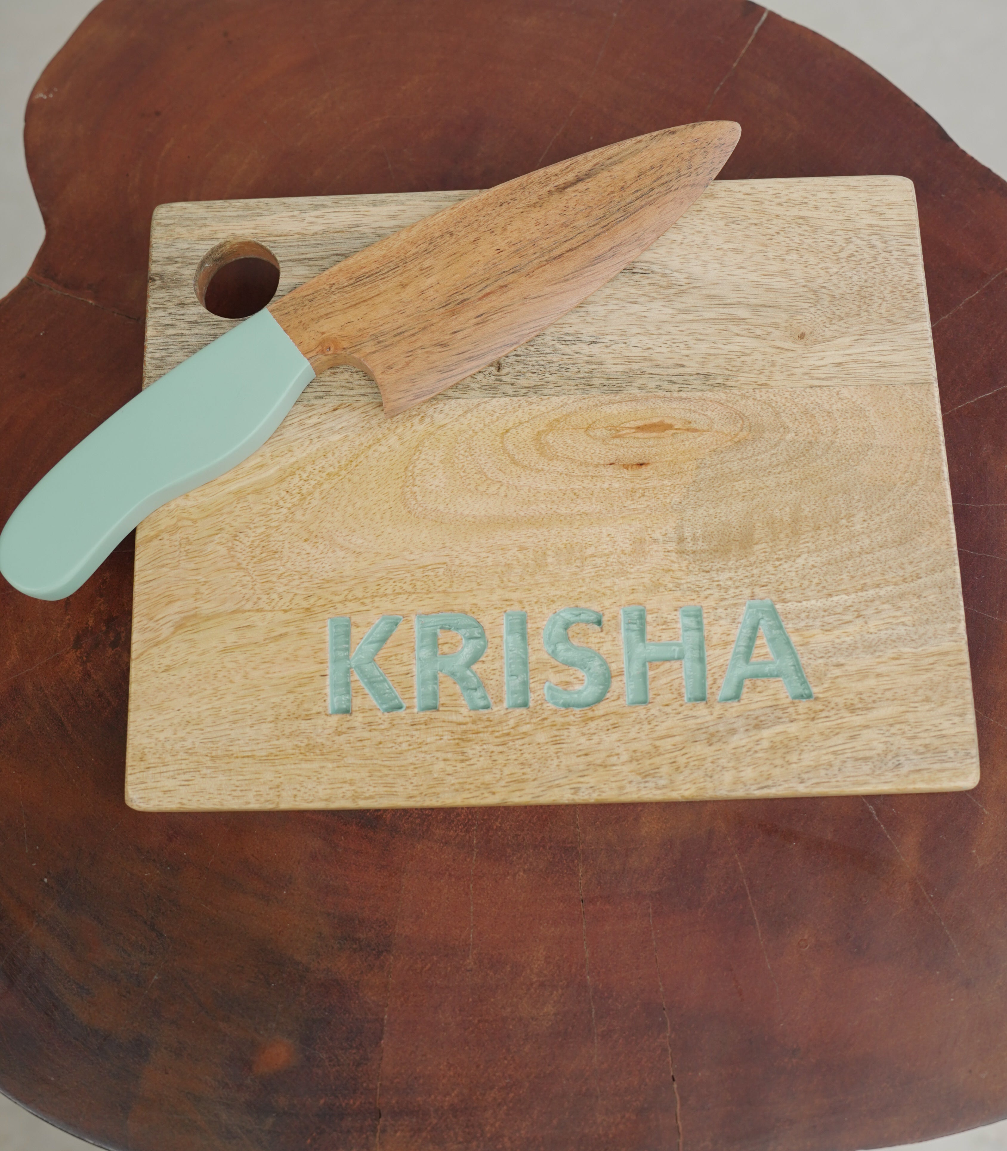 Montessori Knife and Chopping Board | Safe cutting tool for kids | Kids Cooking Knife | Personalised Chopping Board | Learning to cut with Montessori Knife | From 4 years - 10 years