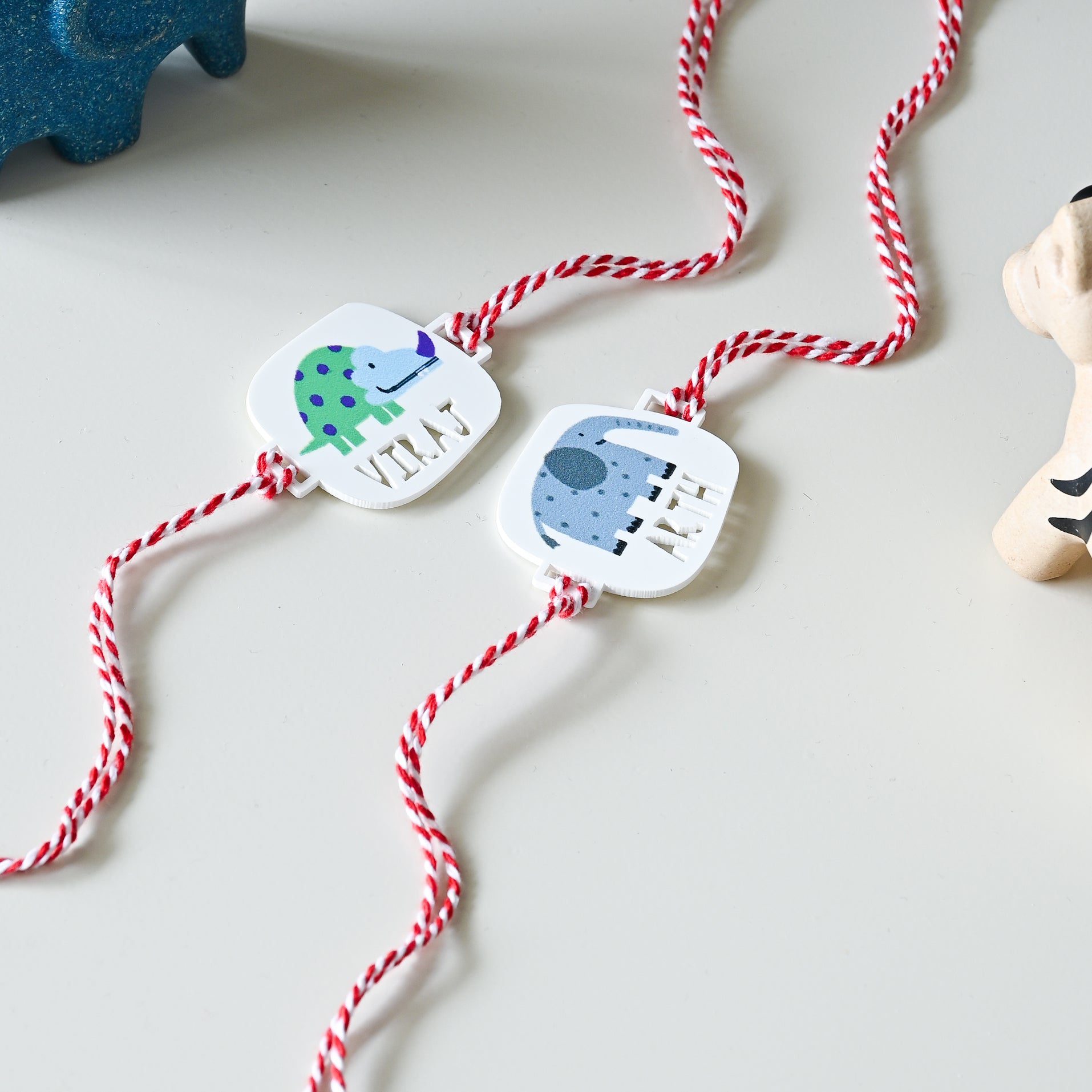 Personalised printed dinosaur rakhi on a gift card – Totdot
