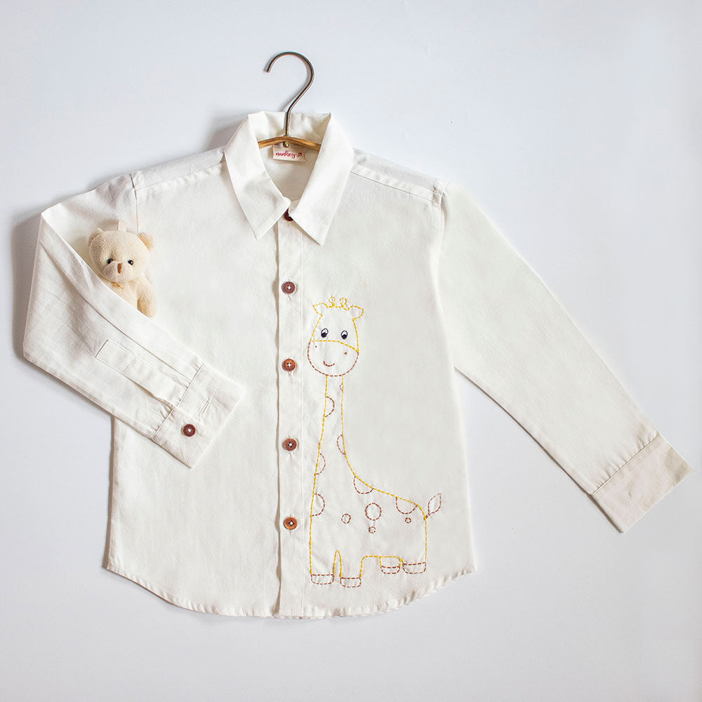 Giraffe embroidered organic white shirt for kids