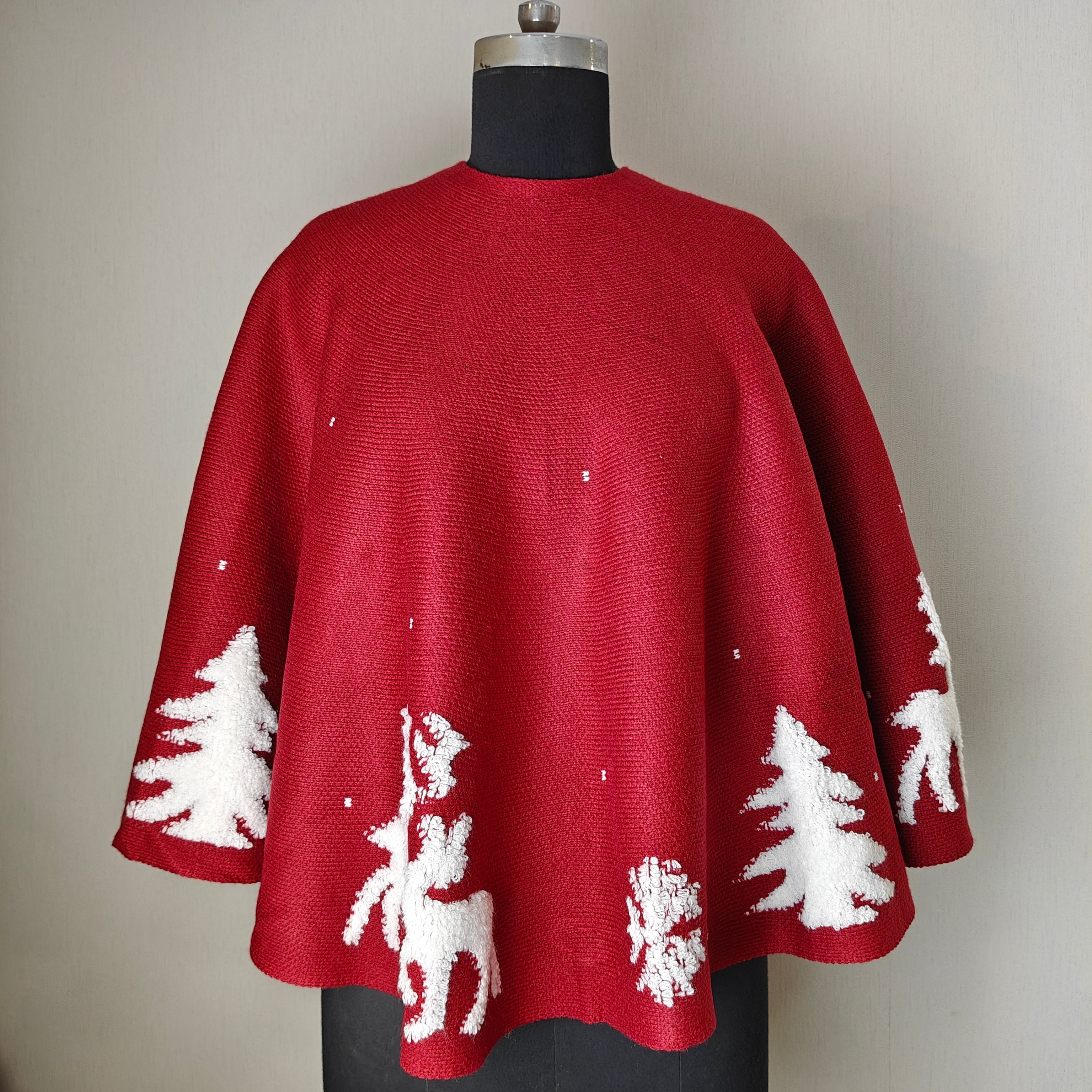 50" Tree Skirt-to-Cape - Snowflake Swirl