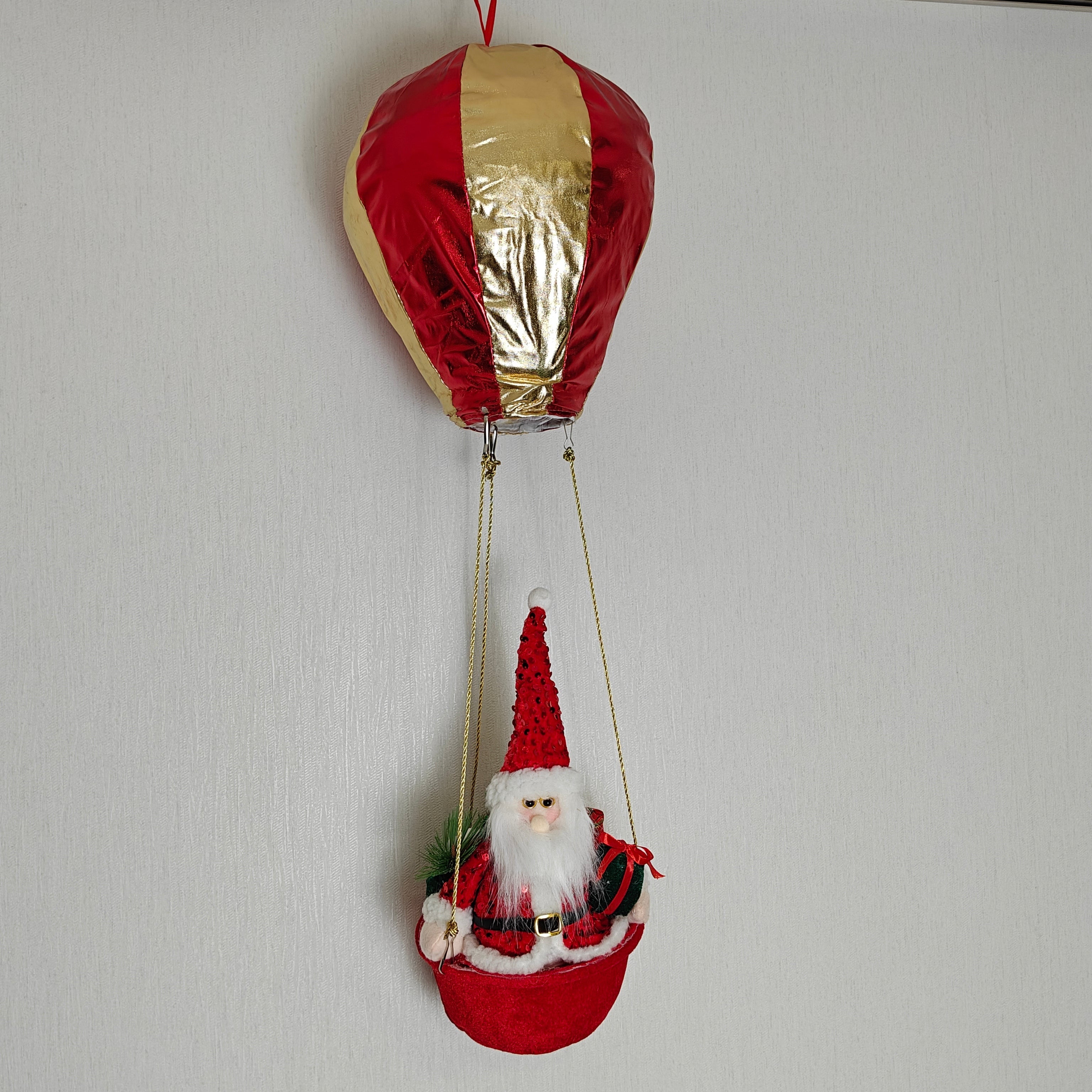 Santa in a Hot Air Balloon