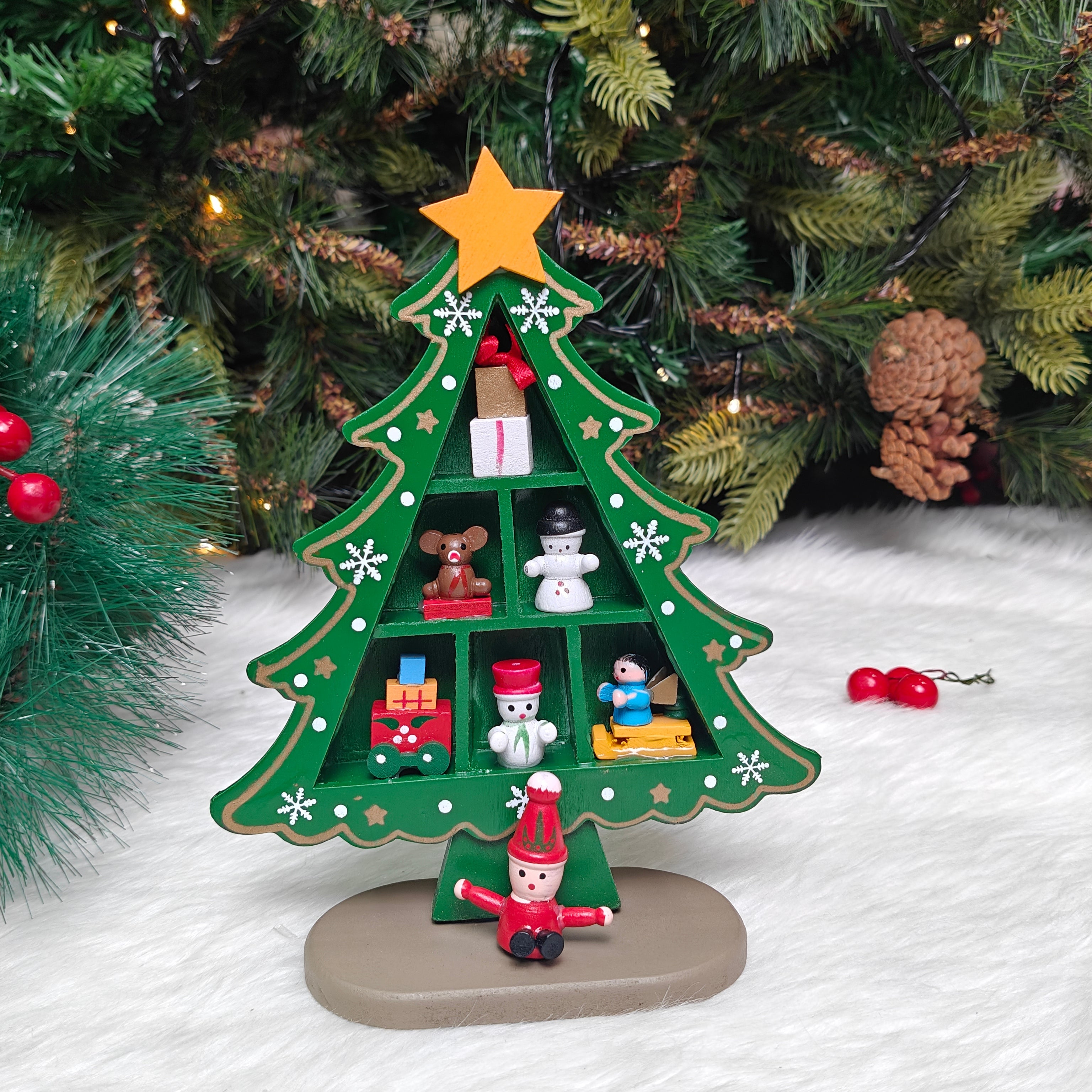 Wooden DIY Mini Snowflake Tabletop Tree - Set of 2