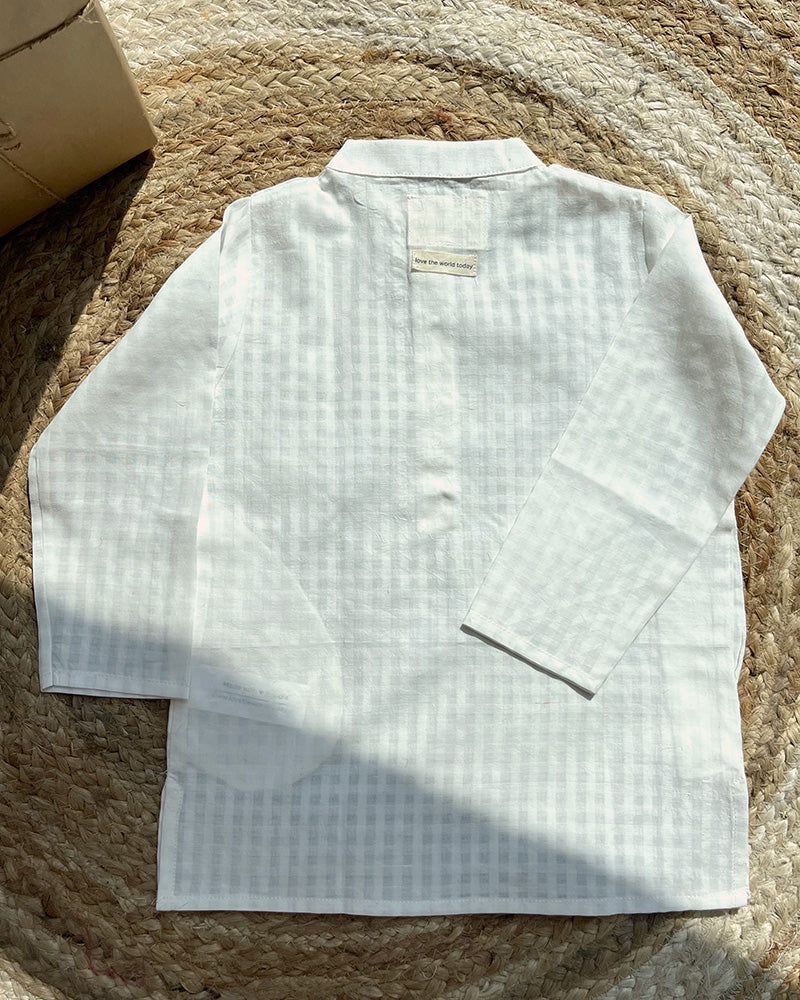 Spring Of Tulips Boy S Full Sleeve Chinese Collar Shirt Kurta In White Checks