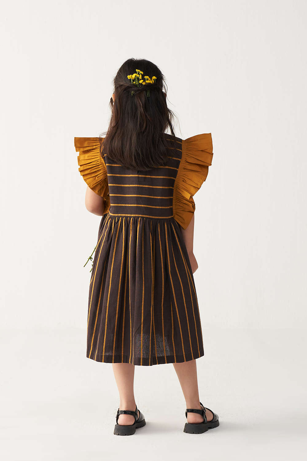 FRILL SLEEVE DRESS
