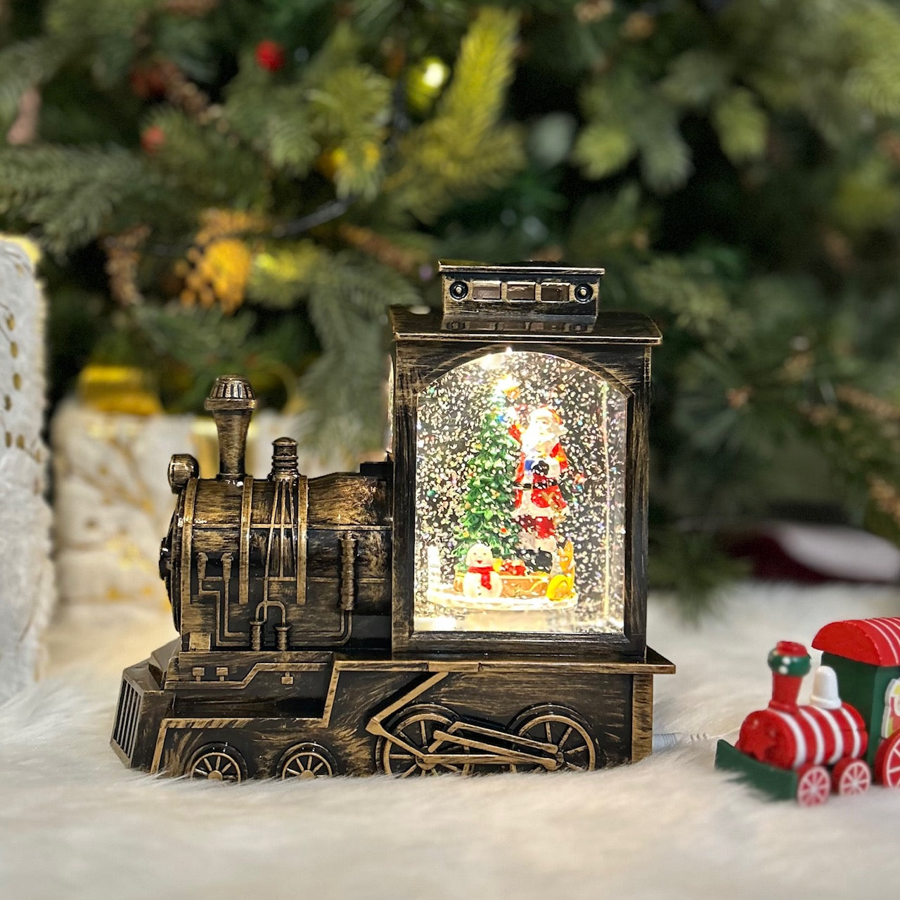 Waterlight Carols - Santa’s Tree Spectacle