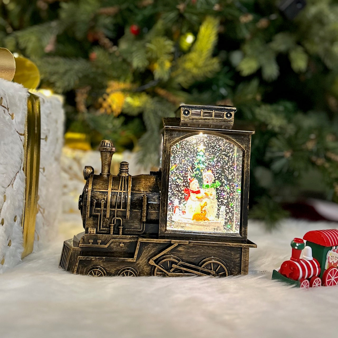 Waterlight Carols - Snowman's Tree Spectacle