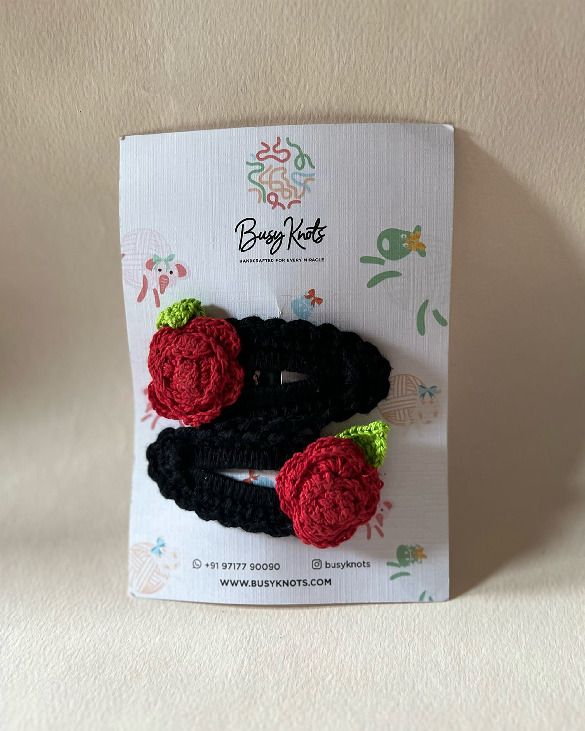 Handmade Crochet Rose Clips Black/Red