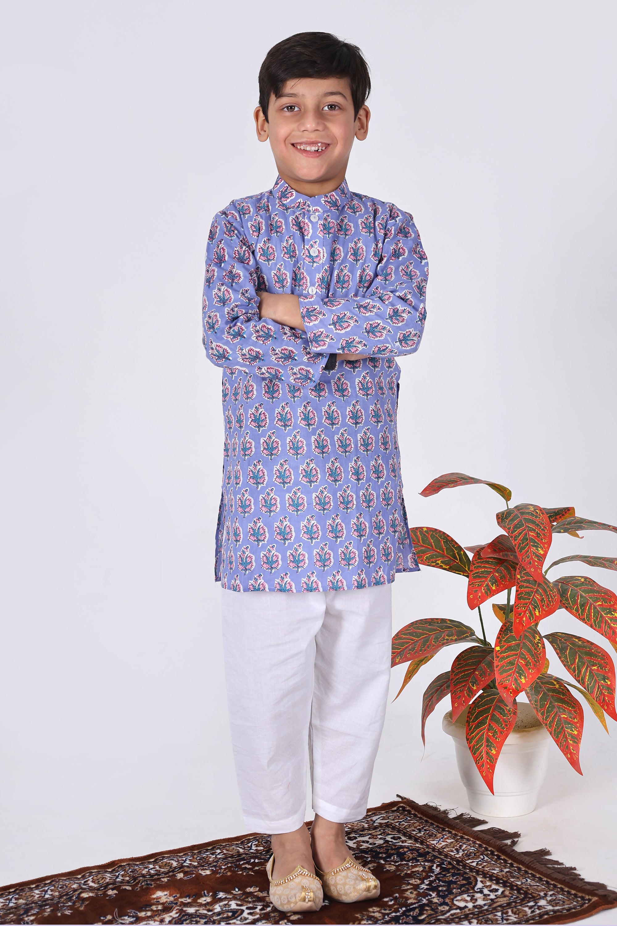 Girls Lavender Stunning Kurta & Printed Trouser