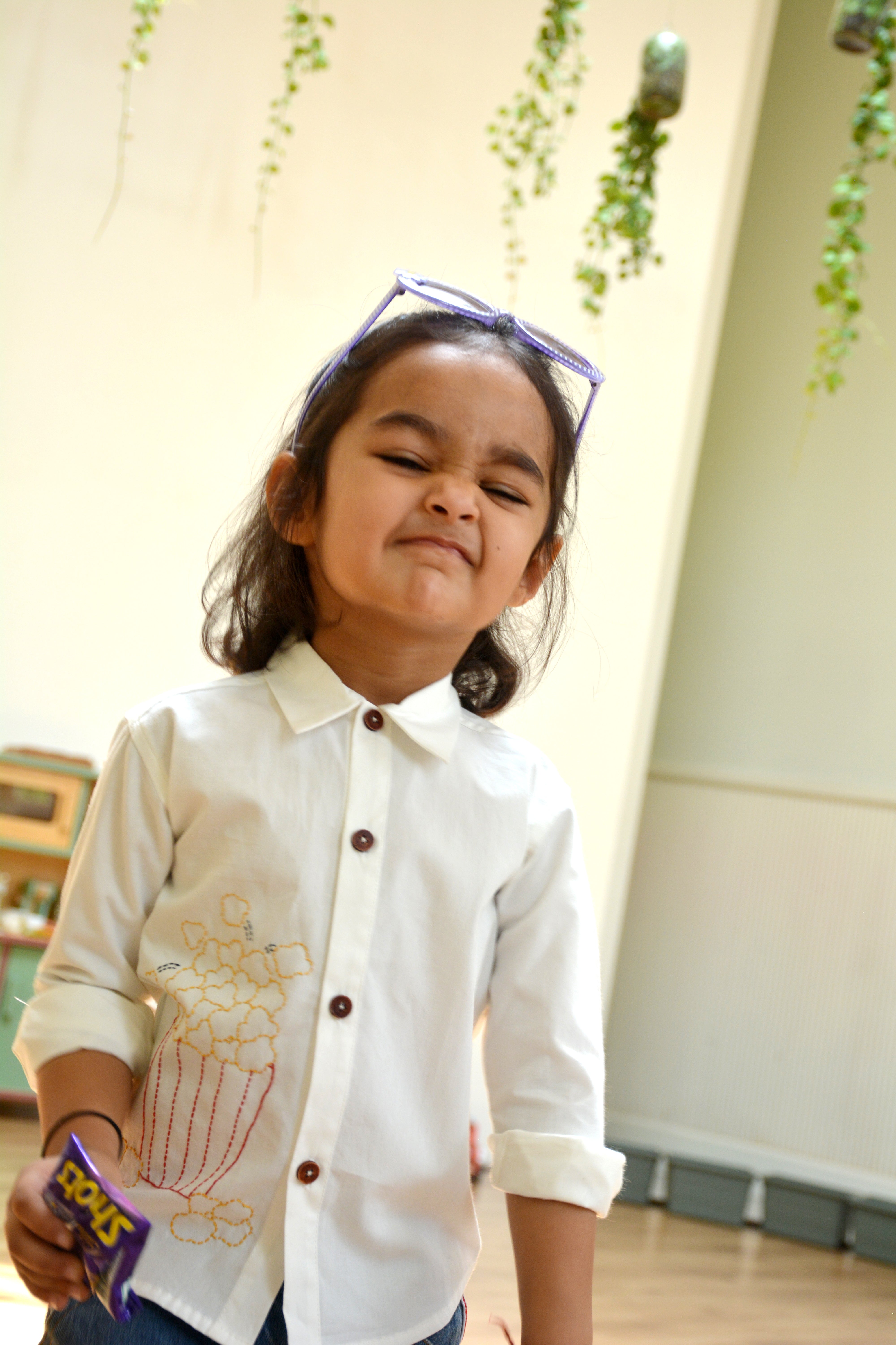 Popcorn Embroidered Unisex Shirt - White - Totdot