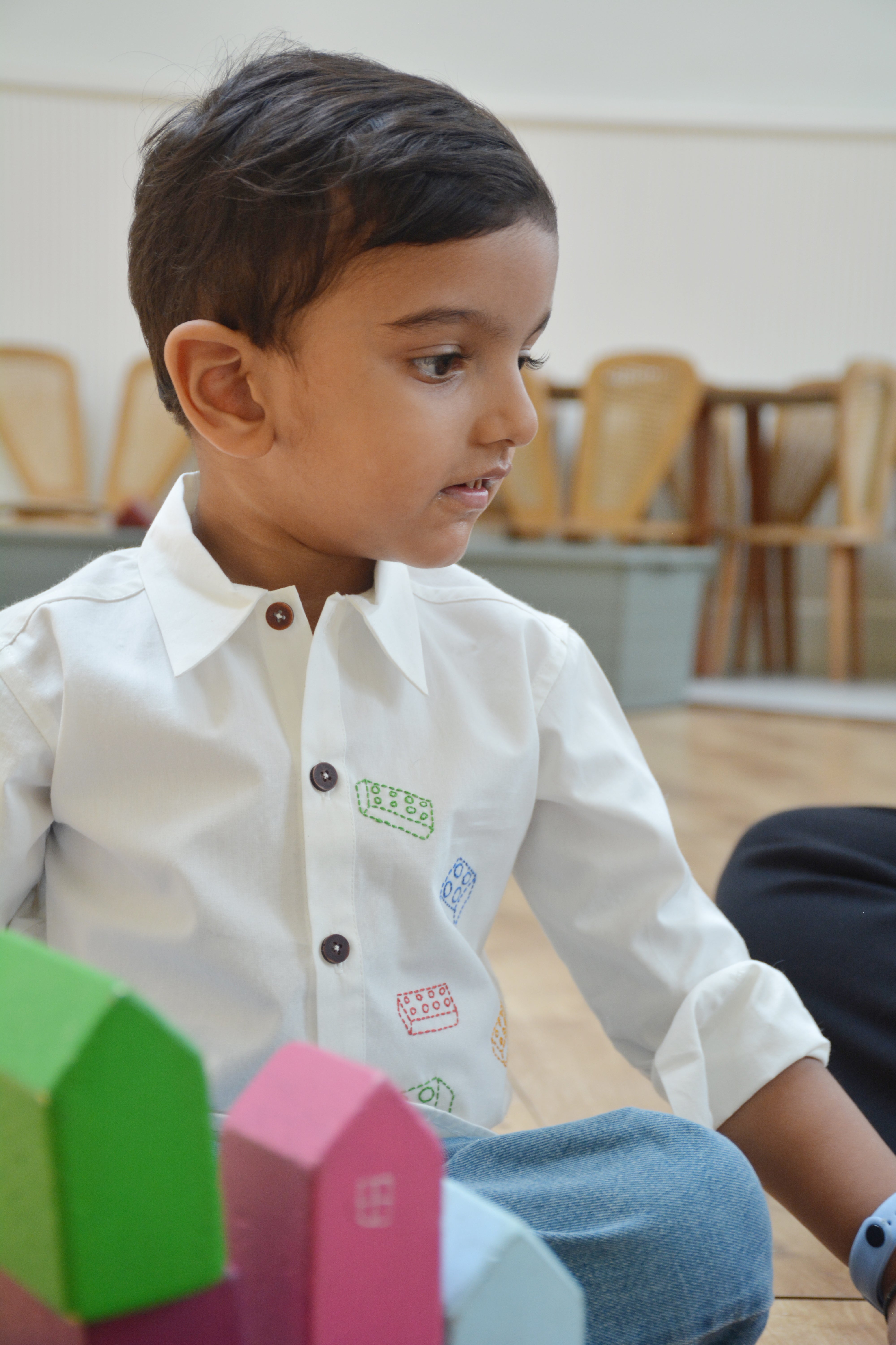 Building Blocks Embroidered Unisex Shirt - White - Totdot