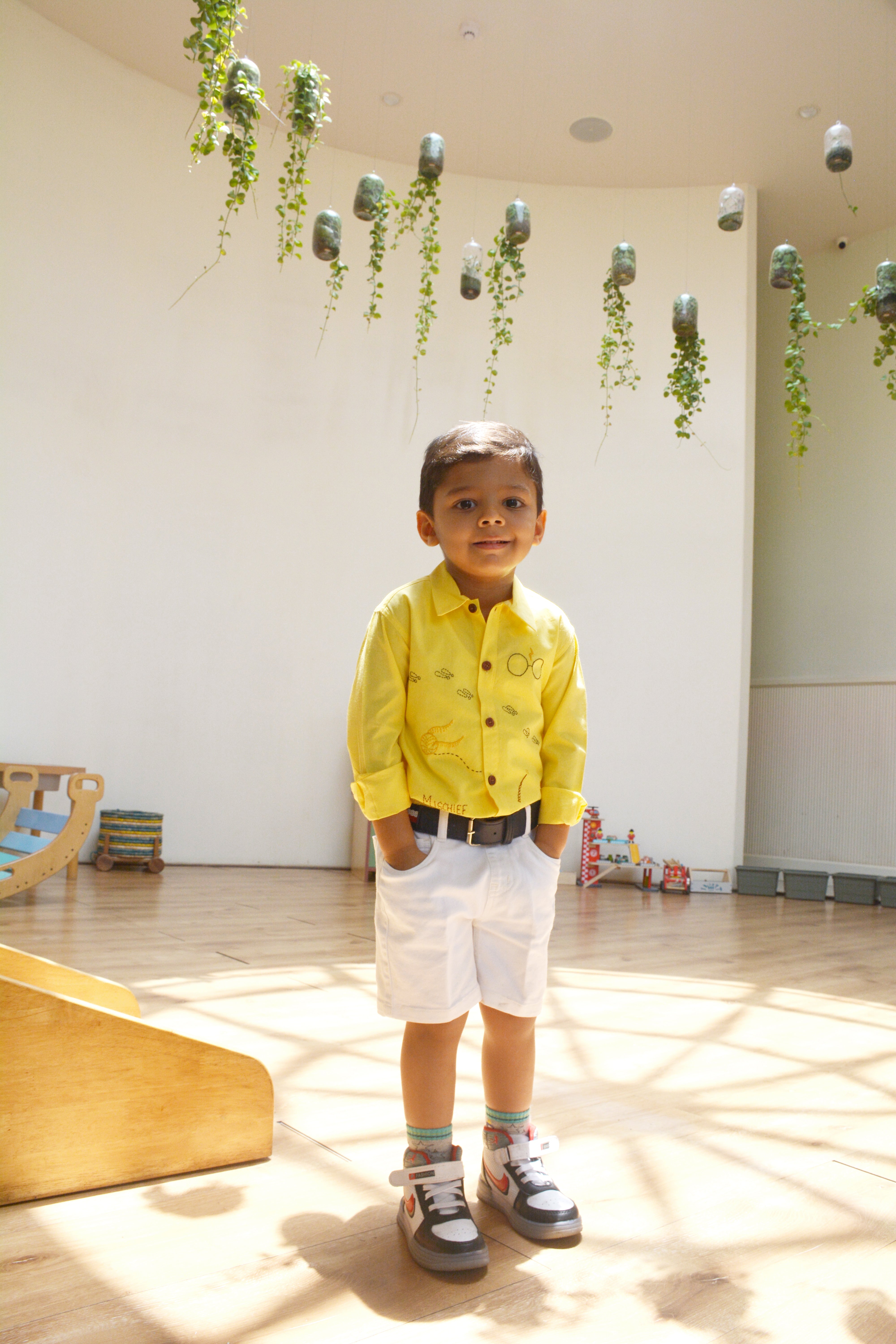 Potter - Magic Inspired Embroidered Unisex Shirt - Yellow - Totdot