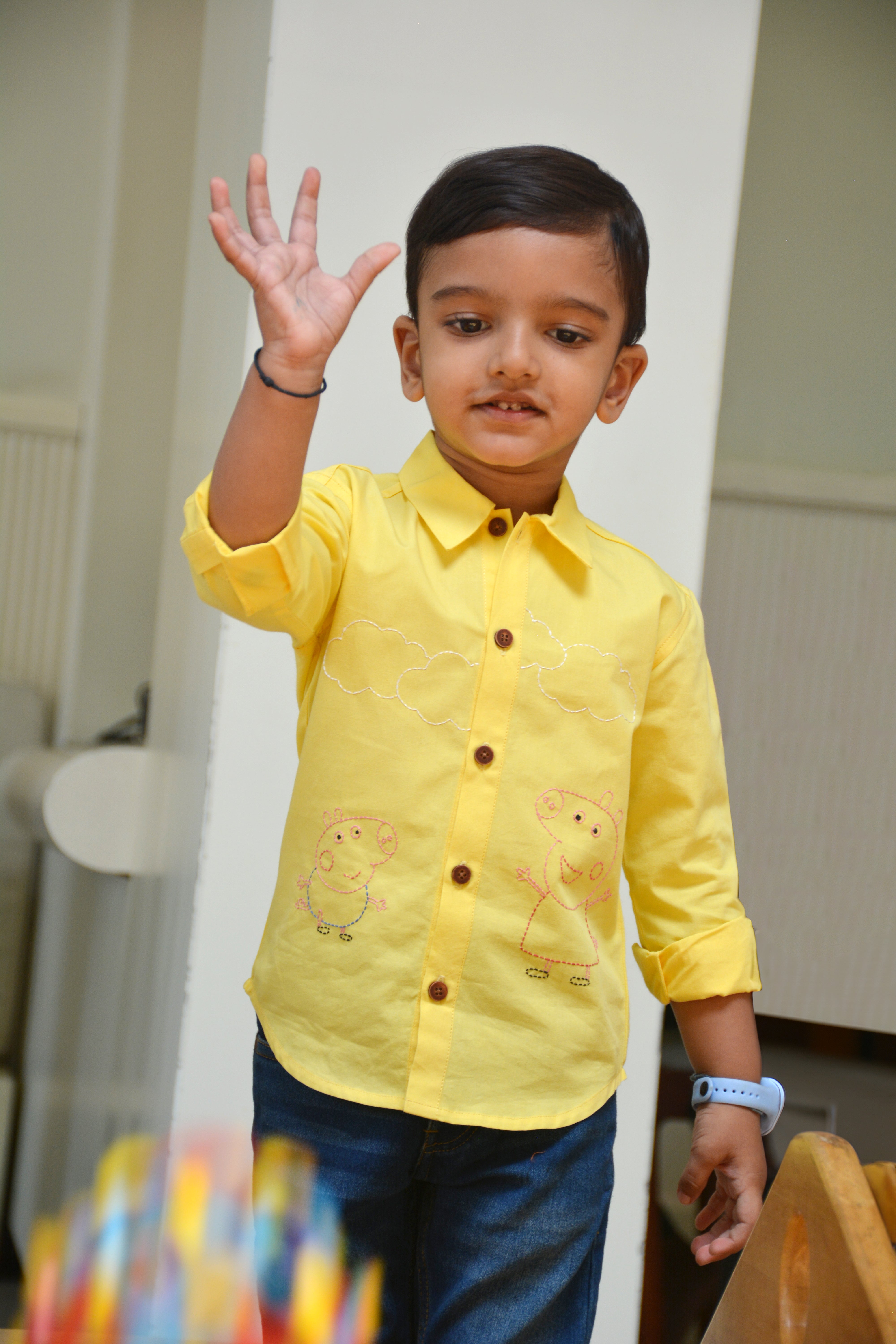 Sibling Pigs Embroidered Unisex Shirt - Yellow - Totdot