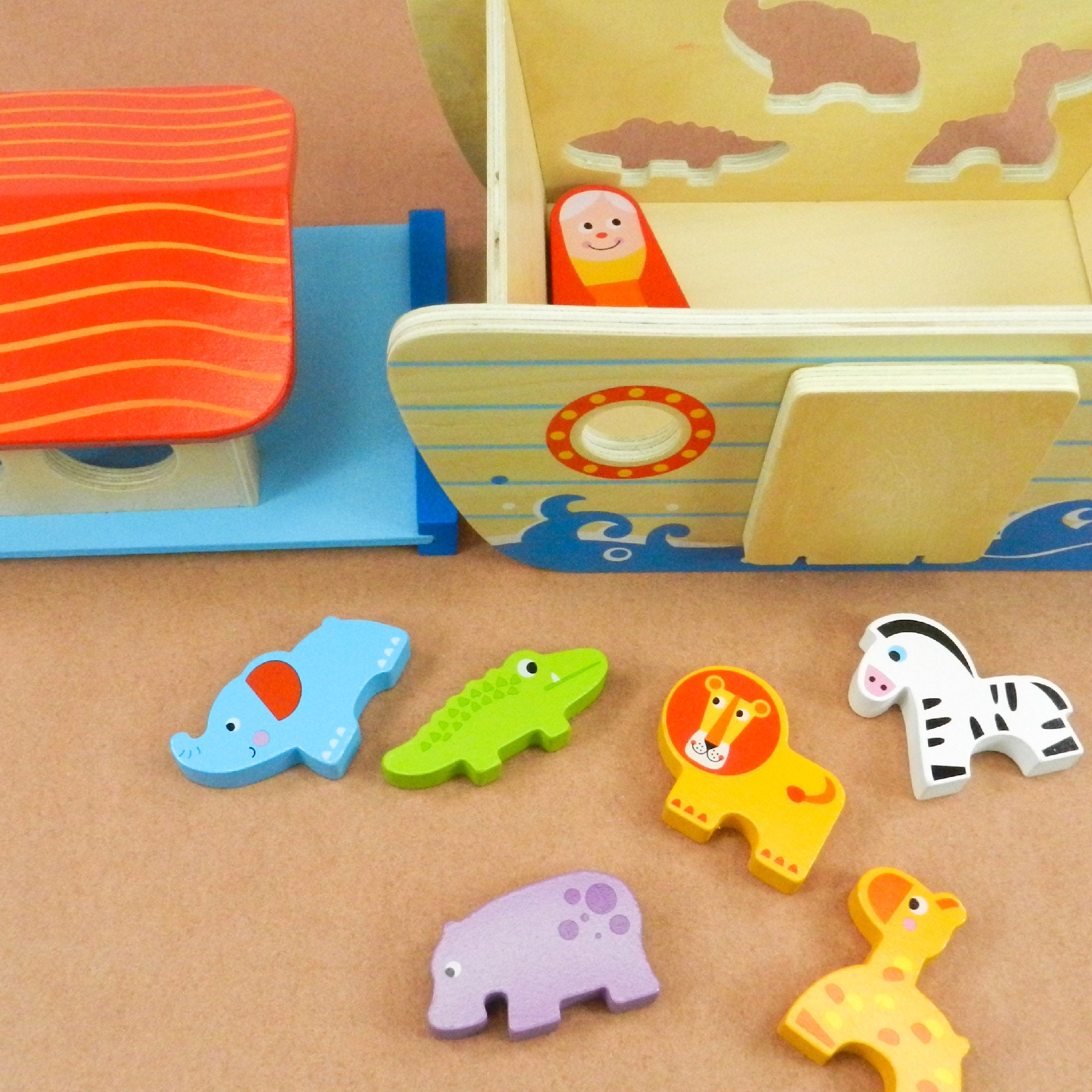 Wild Cruise Wooden Animal Ark Toy, Educational Animal Transport Ship, Noah's Ark Inspired Toy Set, Animal Adventure Wooden Toy, Imaginative Play Ark with Animals, Creative Animal Ship Playset