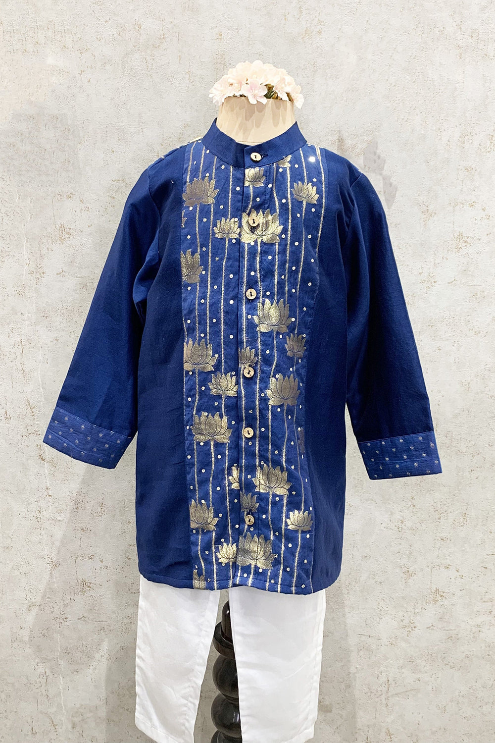 Lotus Zari Front Open Kurta Set