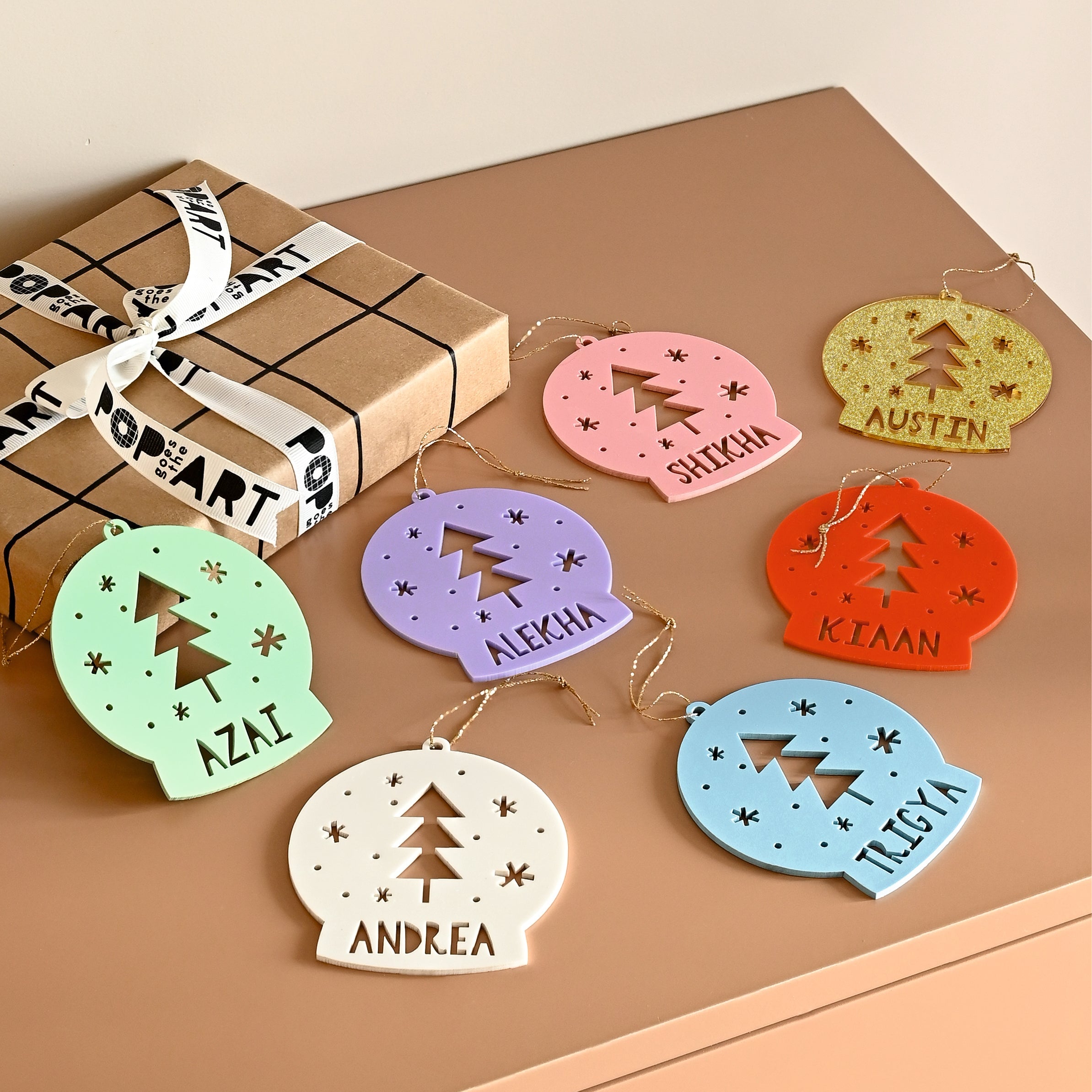 Xmas Shape Ornament - Snowglobe