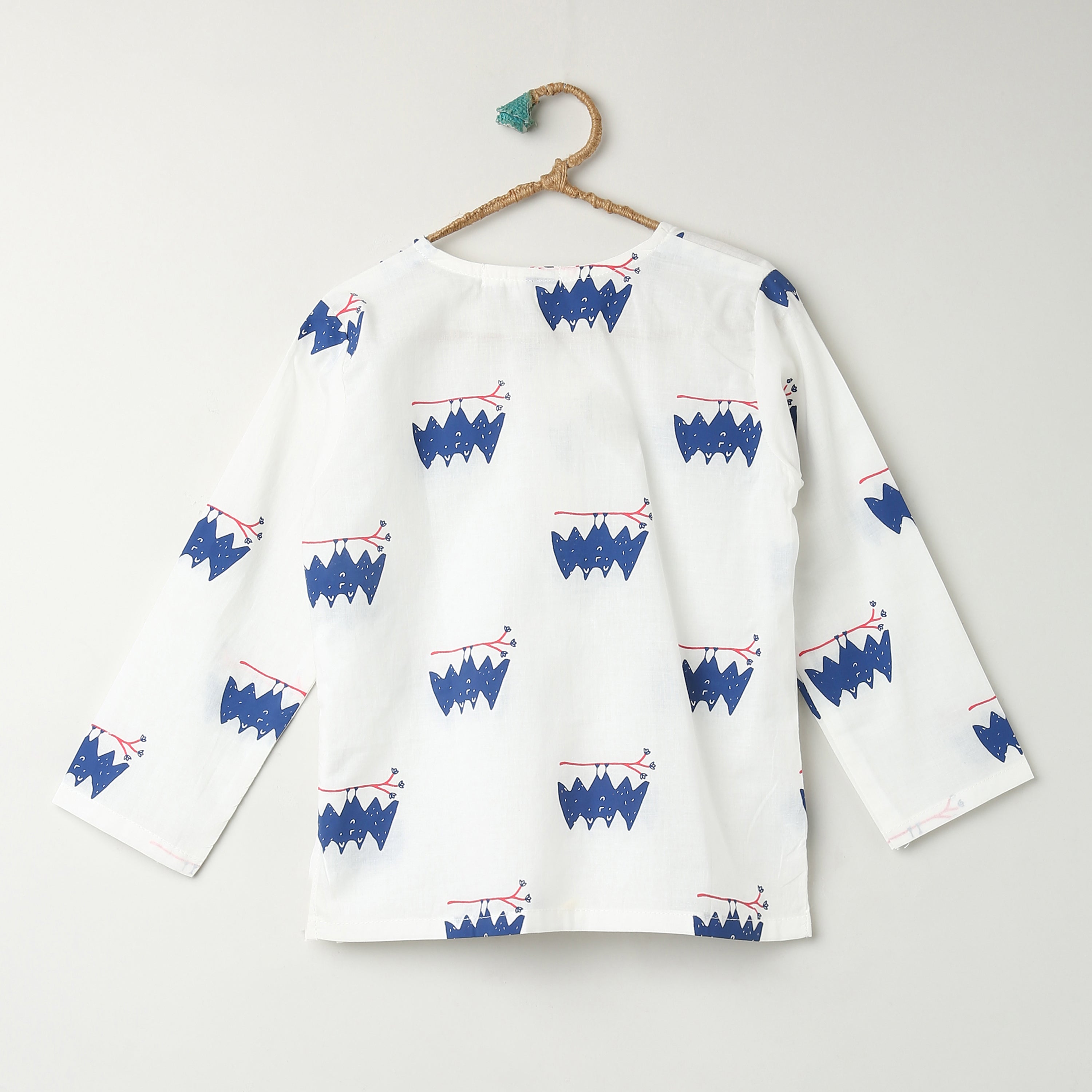 A Colony of Bats' Kurta Pyjama Set