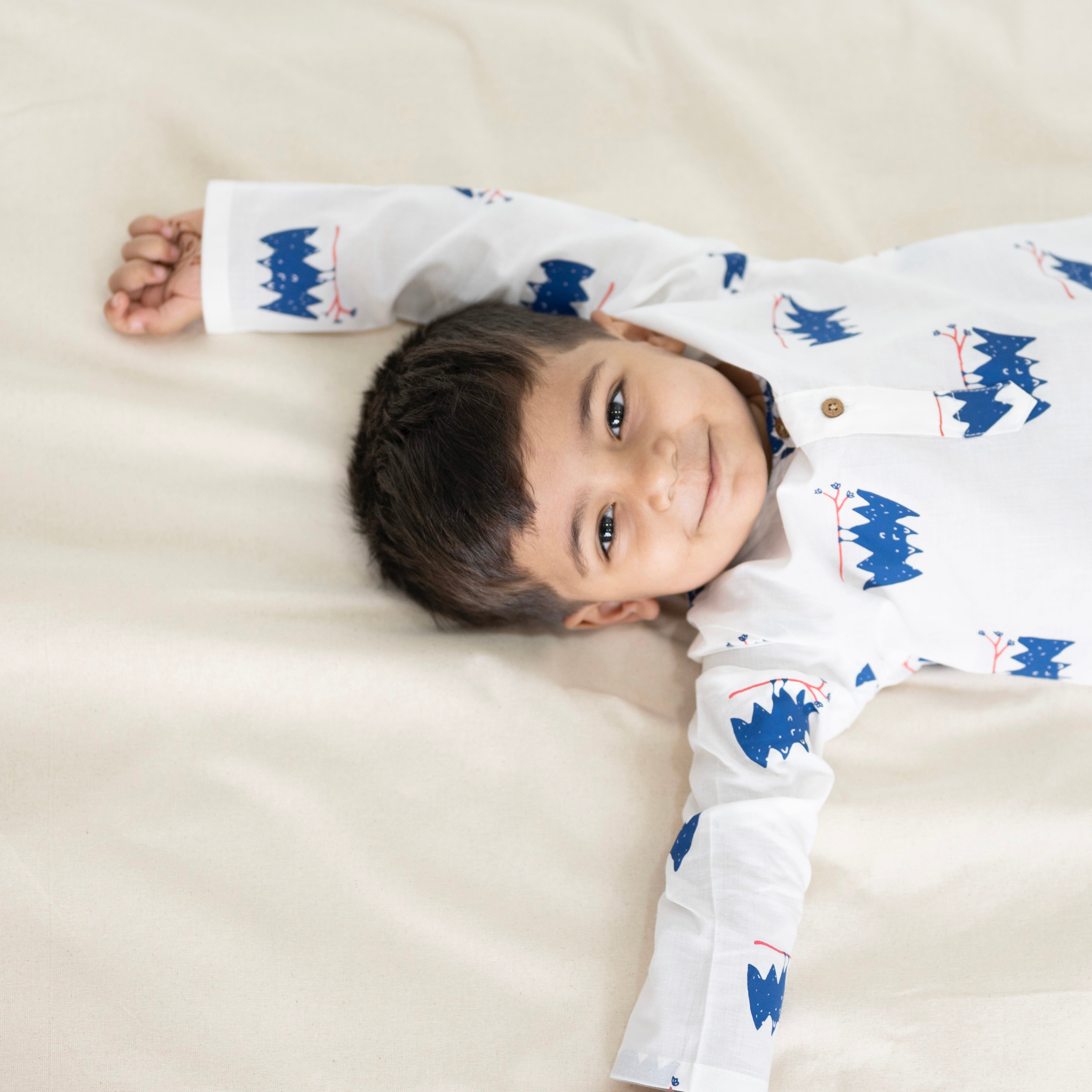 A Colony of Bats' Kurta Pyjama Set