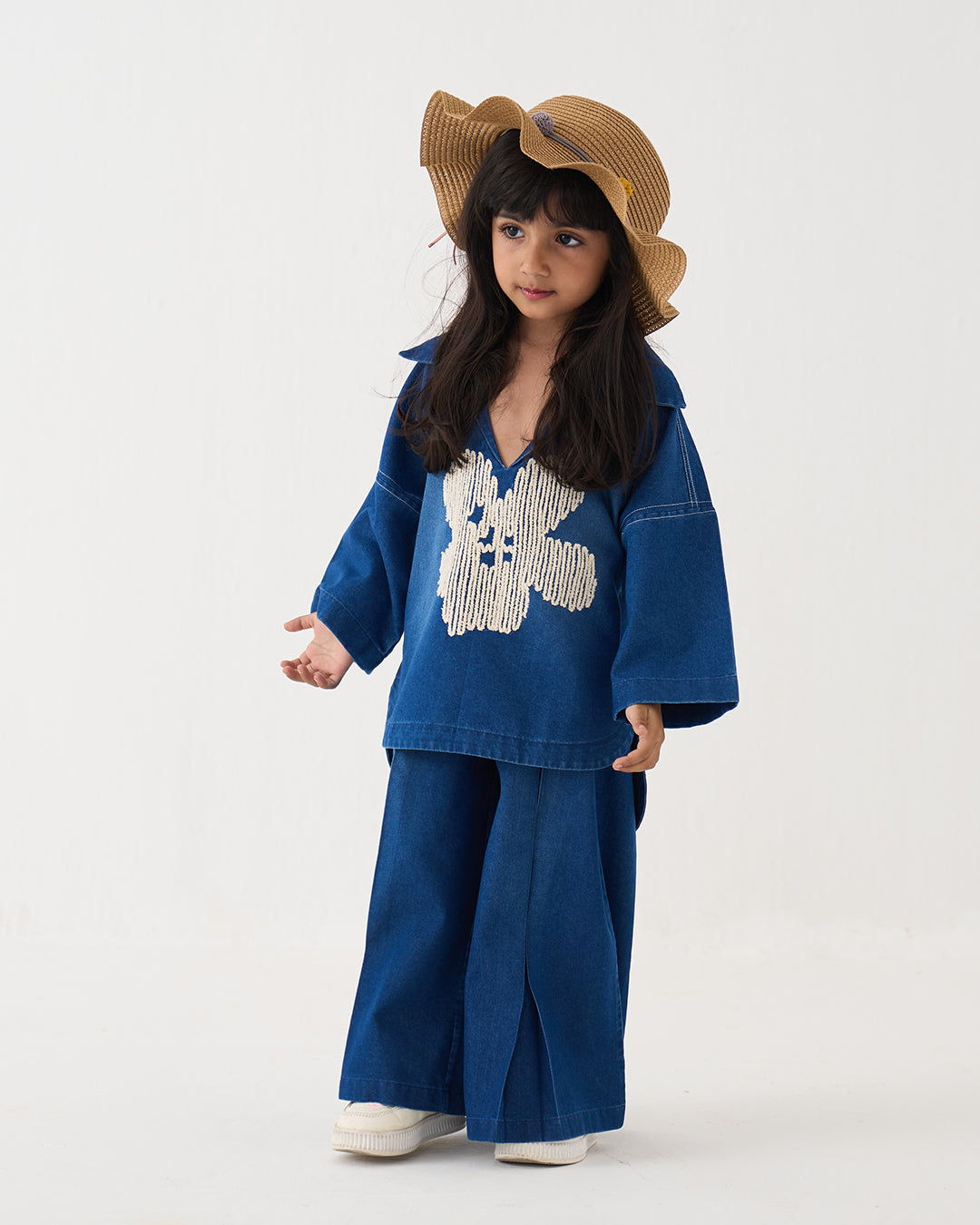 FLORAL EMB. V-NECK TOP CO-ORD SET OF 2