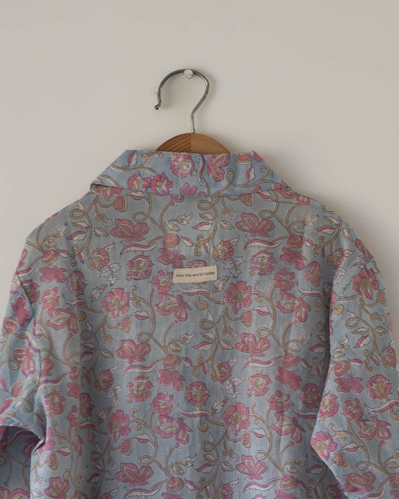 Cloud drift shirt in sky blue butterfly - Totdot