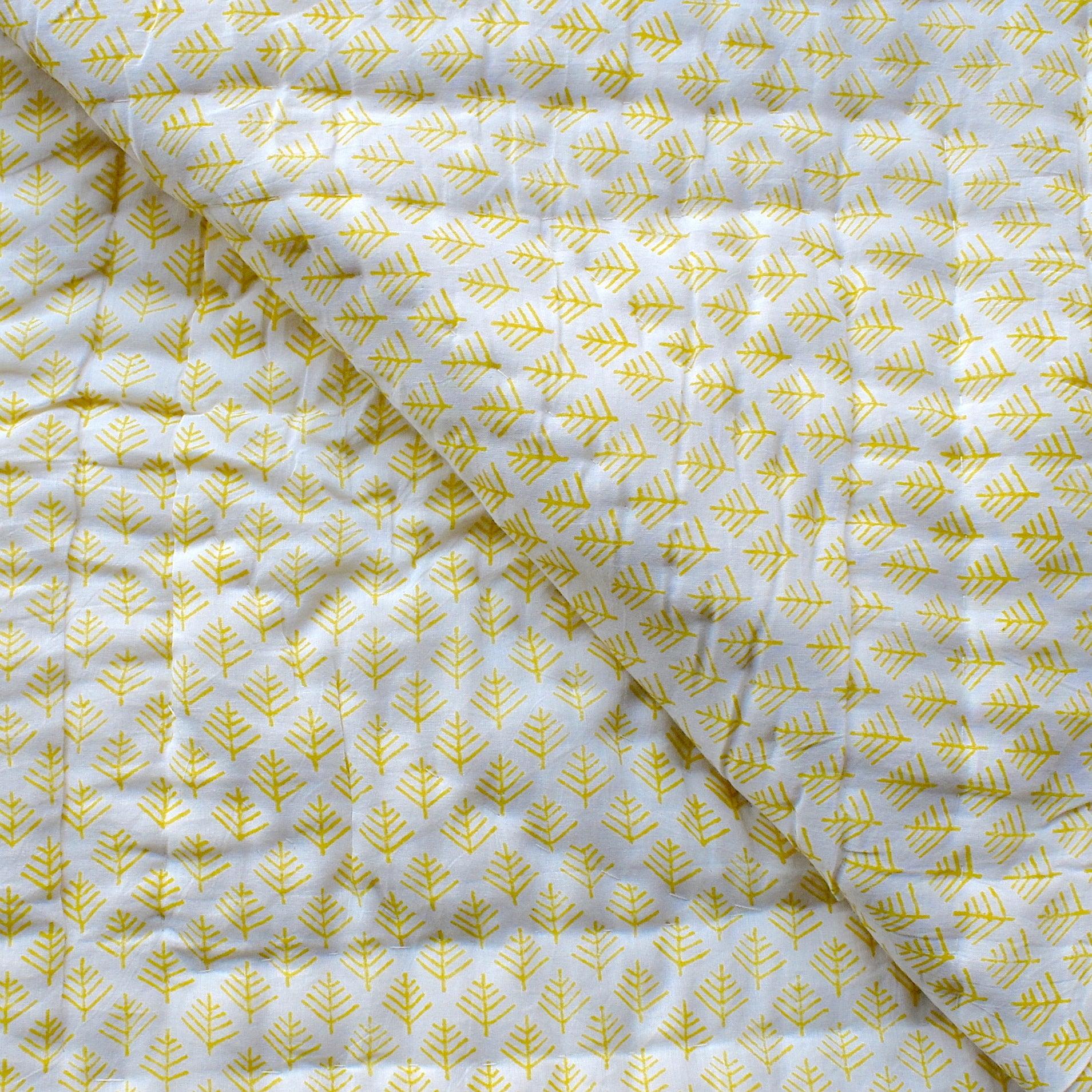 Kangaroo - Reversible Quilt - Totdot