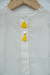 Set of 3 - ‘Kesar love’ baggy pant, sleeveless white top and tie dye kedia jacket - Totdot
