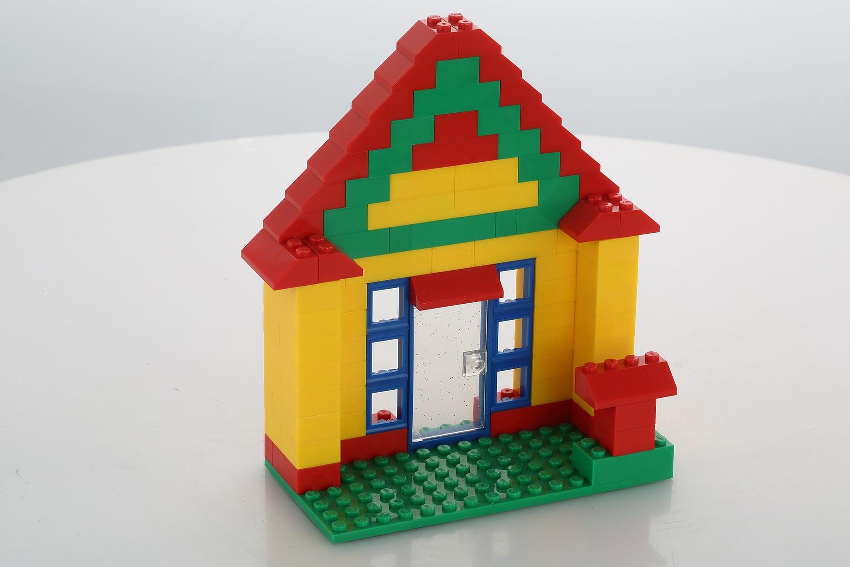 Town House - building block set for kids, promoting creative play and STEM learning