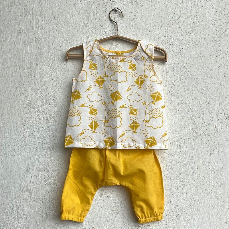 UNISEX ORGANIC PATANG JHABLA WITH YELLOW PANTS - Totdot