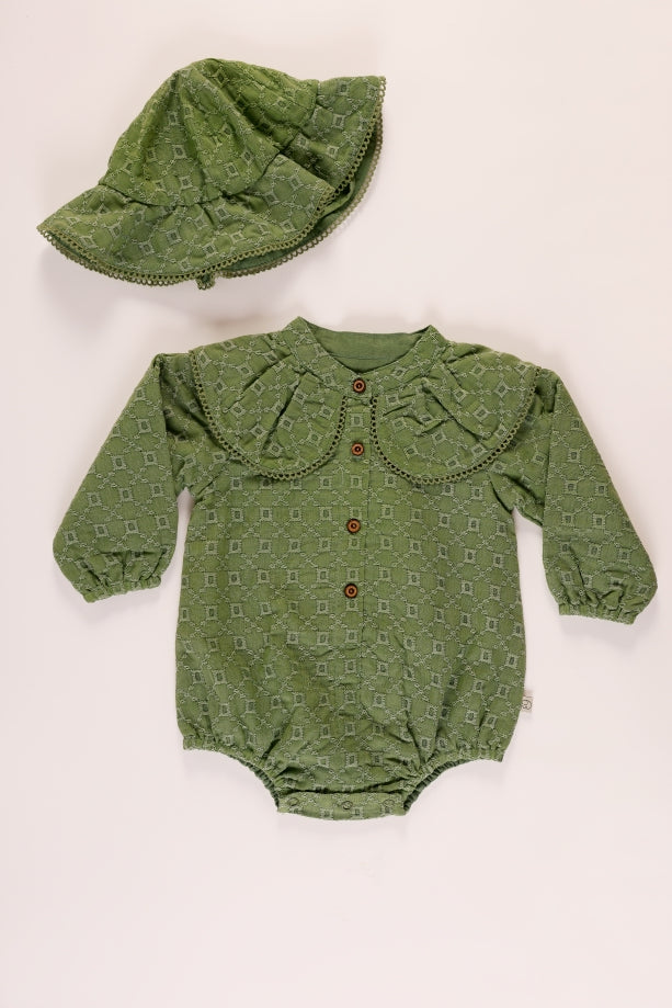 Baby peter pan collared full sleevesromper