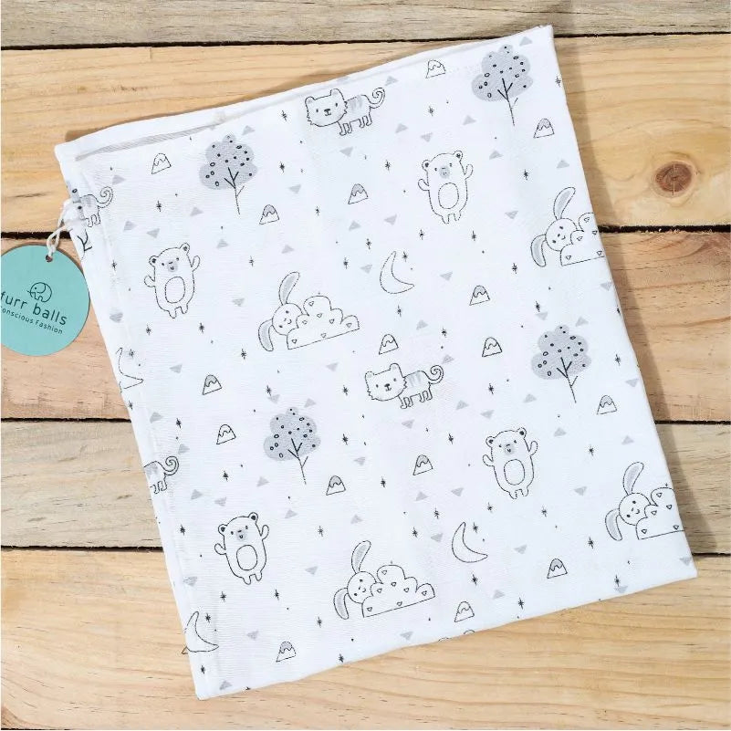 Baby Pack Of 3 Printed Muslin  Swaddle - White