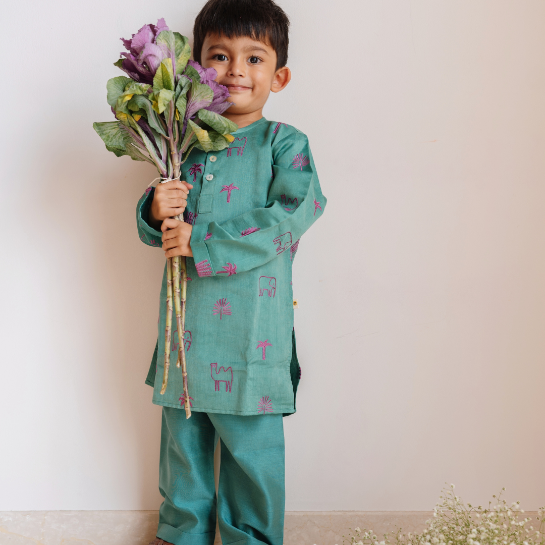 Chanderi Kurta Pyjama Set | Embroidered - Magical Jungle (Emerald)