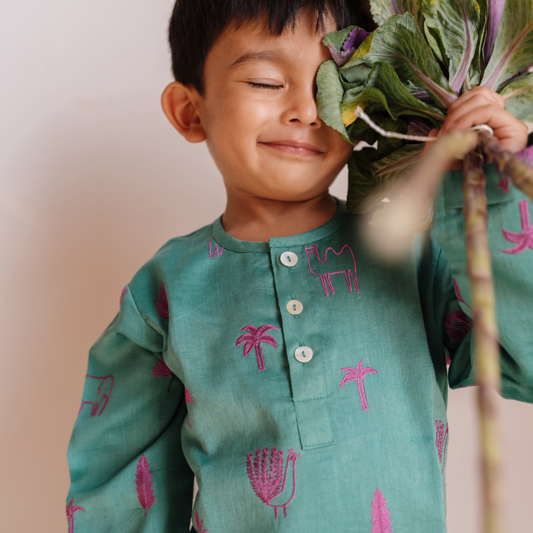 Chanderi Kurta Pyjama Set | Embroidered - Magical Jungle (Emerald)