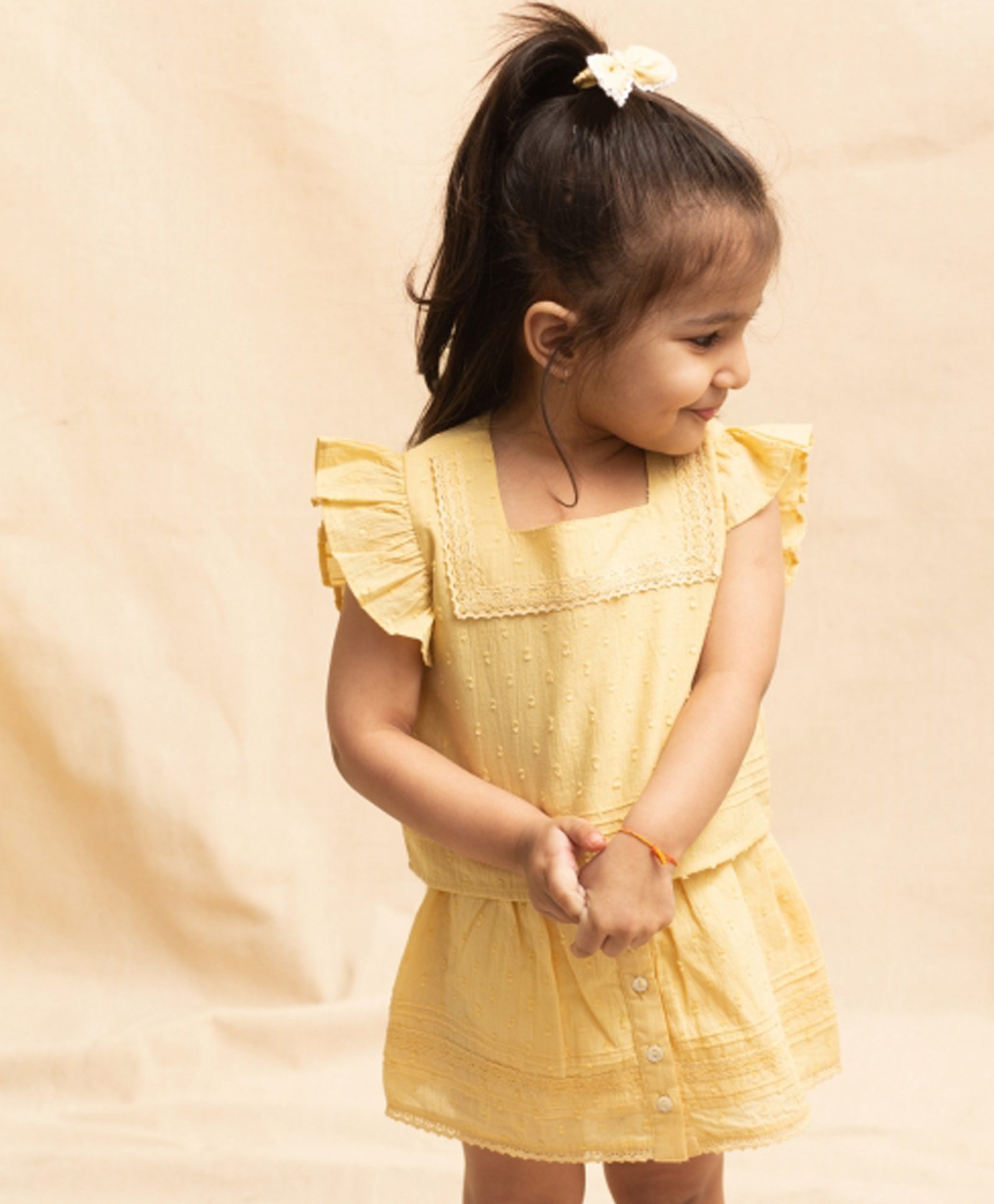 Dainty - Yellow Top