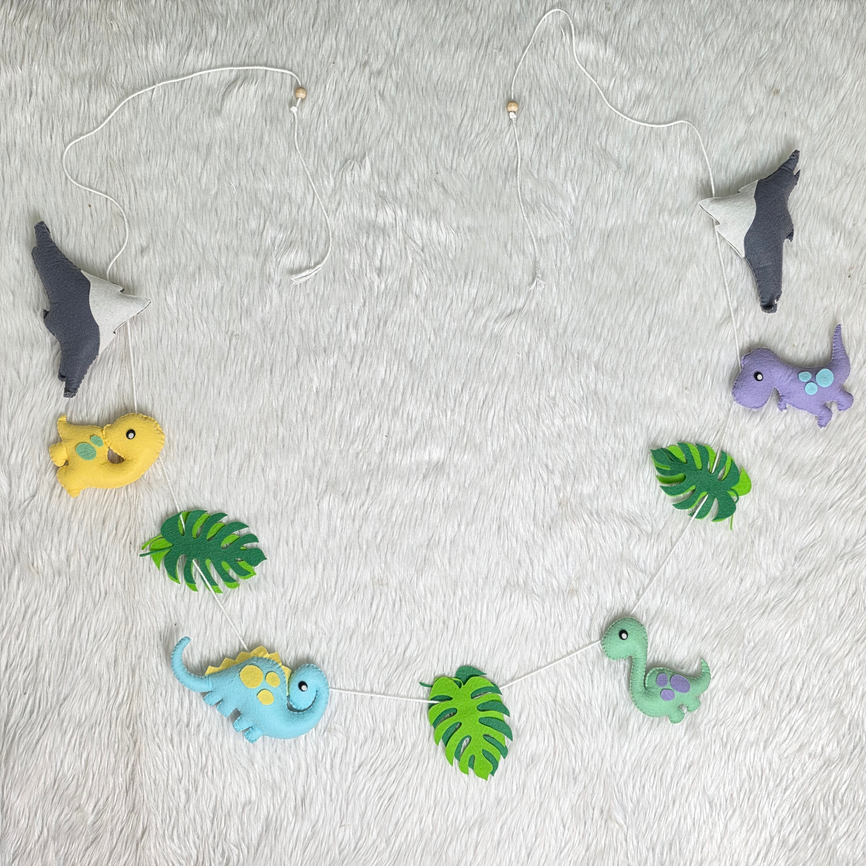 Dino Discovery Bunting/Garland