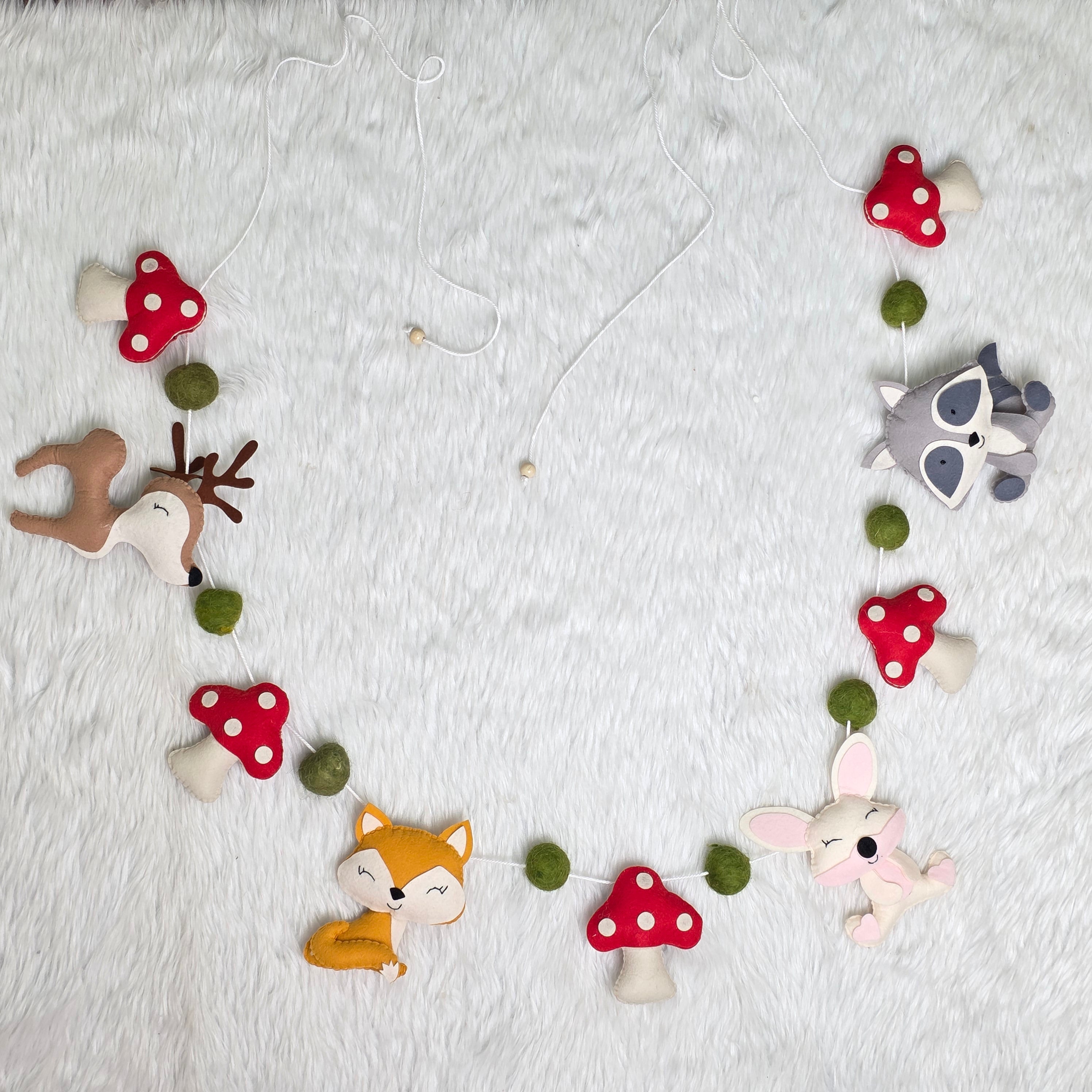 Woodsy Wonders Bunting/Garland