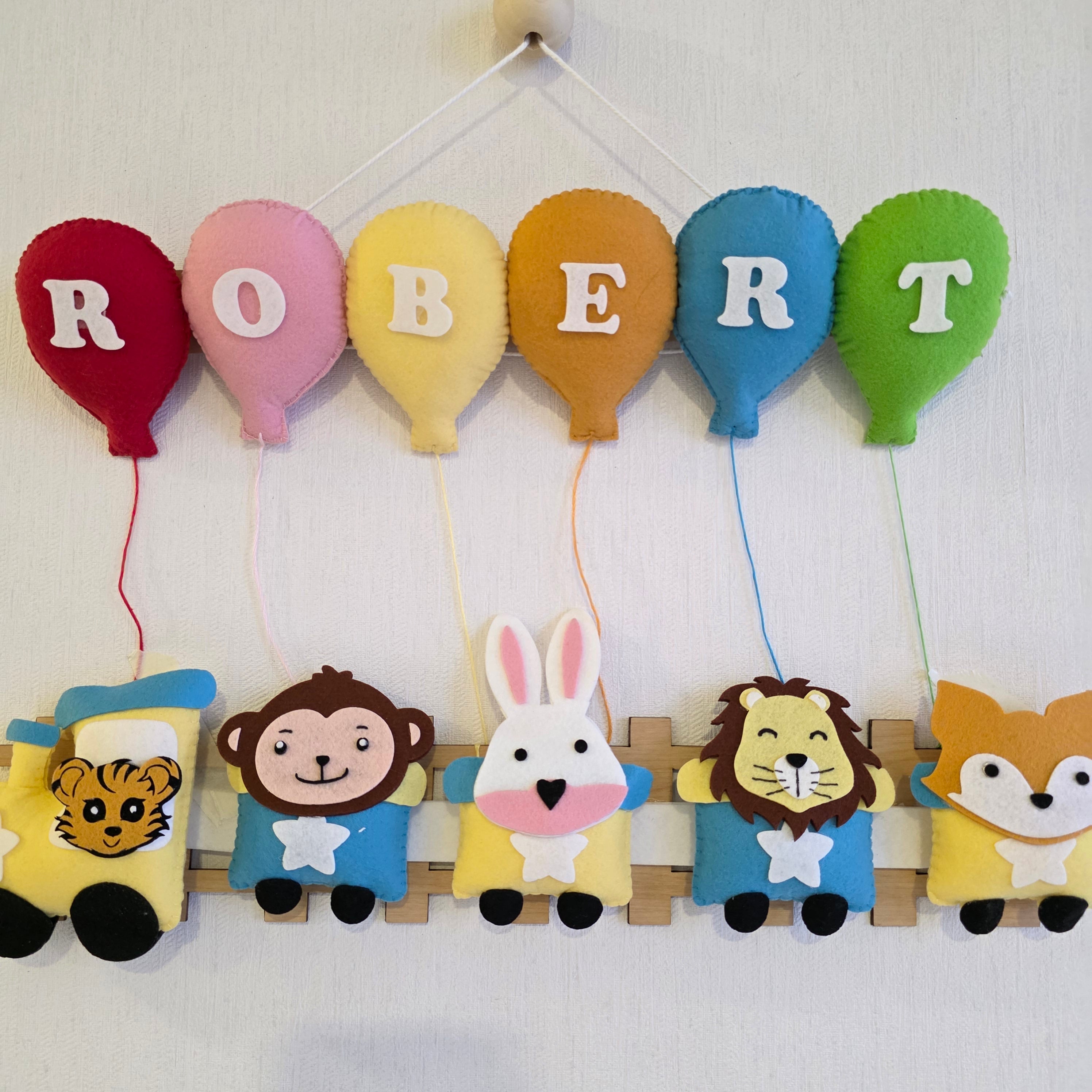 Balloon Buddies Name Hanging