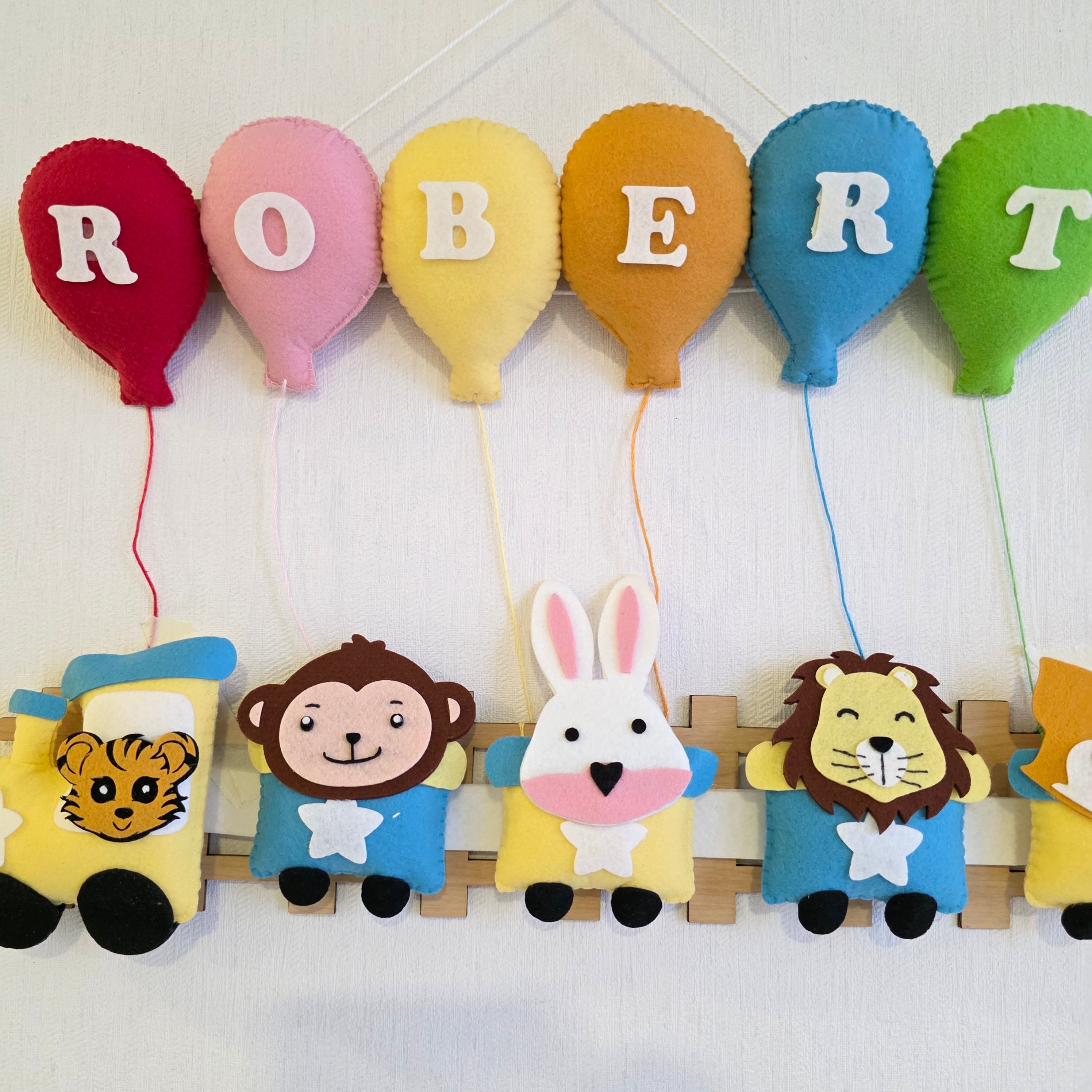 Balloon Buddies Name Hanging