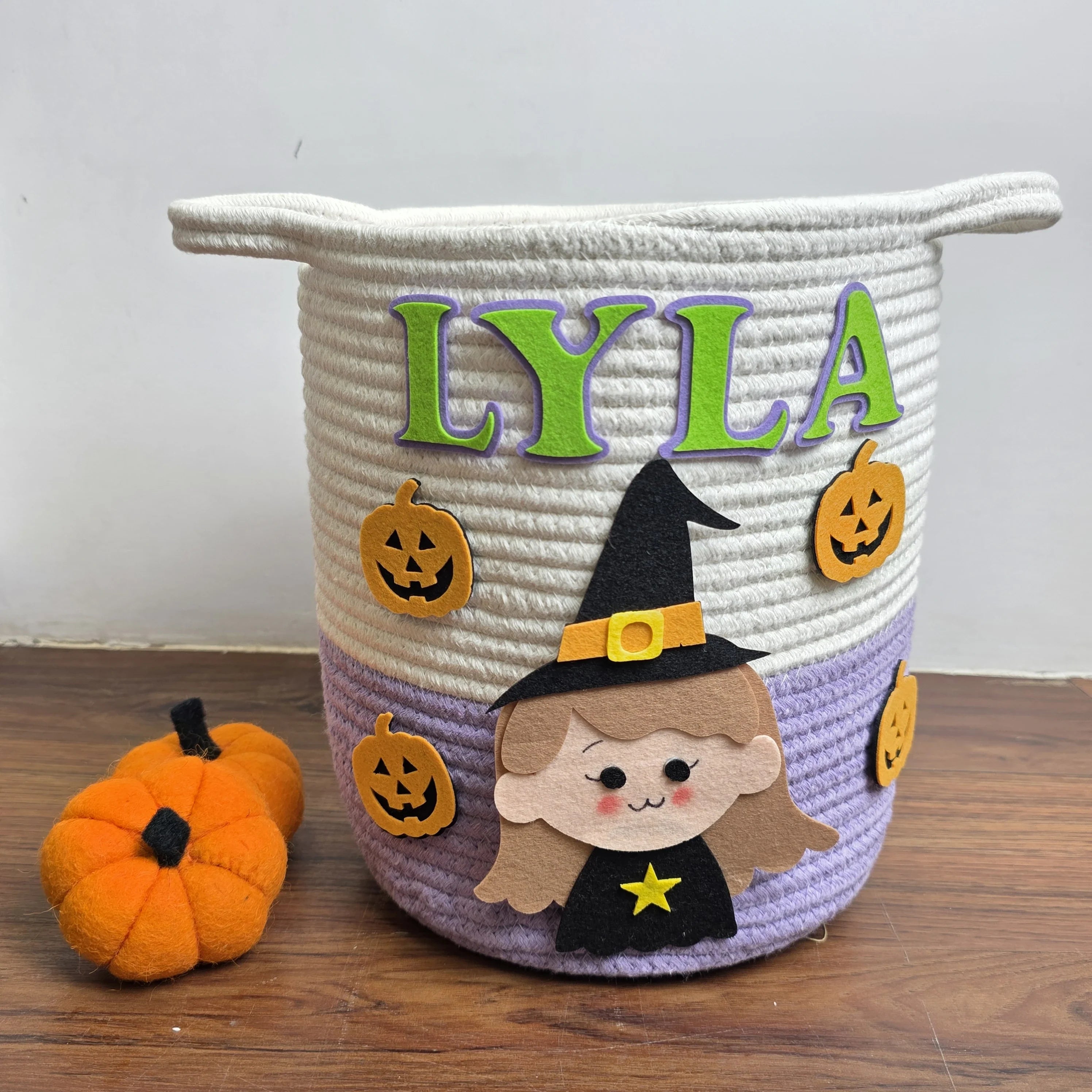 Trick-or-Treat Basket – Spell Witch