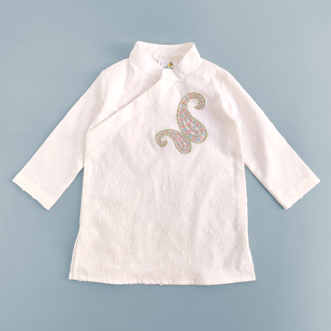Embroidered Kurta paired with Pajama Pants - Paisley