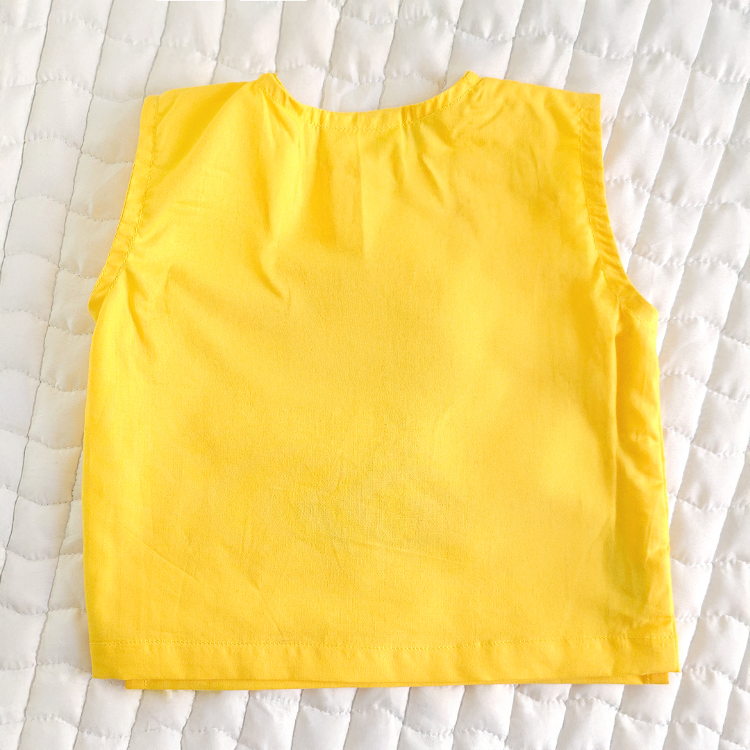 Embroidered Yellow Jabla - Goofy the Giraffe