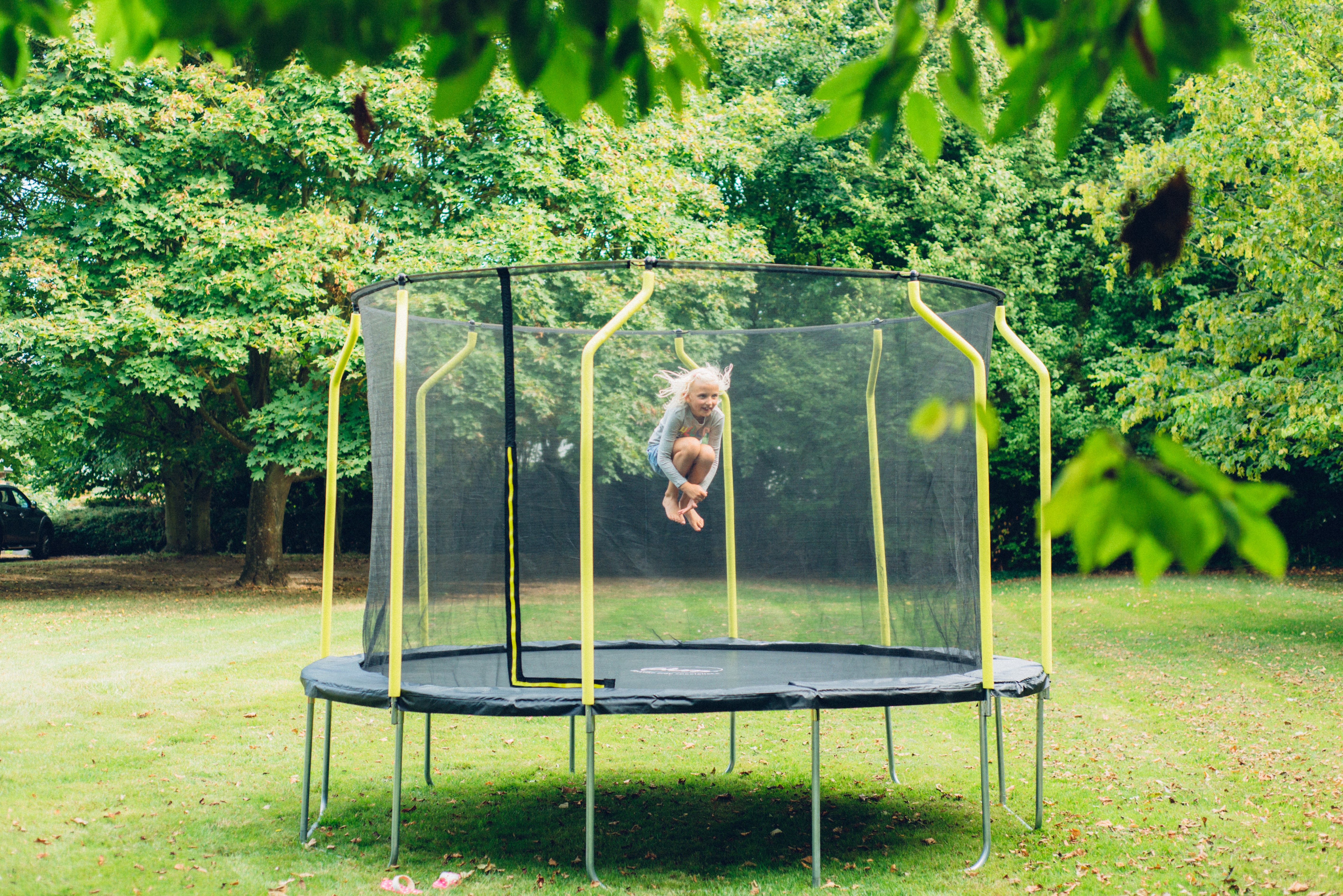 Wave Springsafe Trampoline And Enclosure - 14Ft